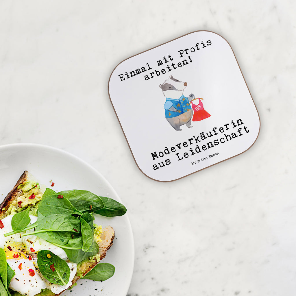 Quadratische Untersetzer Modeverkäuferin aus Leidenschaft Bierdeckel, Glasuntersetzer, Untersetzer Gläser, Getränkeuntersetzer, Beruf, Ausbildung, Jubiläum, Abschied, Rente, Kollege, Kollegin, Geschenk, Schenken, Arbeitskollege, Mitarbeiter, Firma, Danke, Dankeschön, Modeverkäuferin, Verkäuferin, Fashion Store