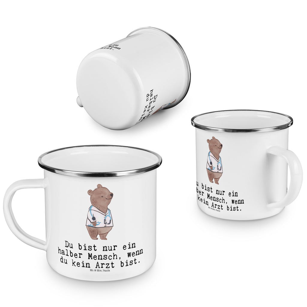 Camping Emaille Tasse Arzt mit Herz Campingtasse, Trinkbecher, Metalltasse, Outdoor Tasse, Emaille Trinkbecher, Blechtasse Outdoor, Emaille Campingbecher, Edelstahl Trinkbecher, Metalltasse für Camping, Kaffee Blechtasse, Camping Tasse Metall, Beruf, Ausbildung, Jubiläum, Abschied, Rente, Kollege, Kollegin, Geschenk, Schenken, Arbeitskollege, Mitarbeiter, Firma, Danke, Dankeschön, Arzt, Hausarzt, Mediziner, Doktor, Medizinstudium, Doktortitel, Arztpraxis