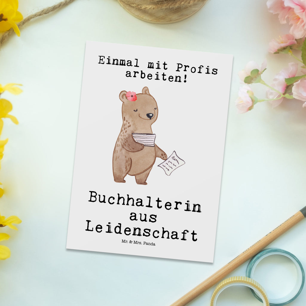 Postkarte Buchhalterin aus Leidenschaft Geschenkkarte, Grußkarte, Karte, Einladung, Ansichtskarte, Geburtstagskarte, Einladungskarte, Dankeskarte, Beruf, Ausbildung, Jubiläum, Abschied, Rente, Kollege, Kollegin, Geschenk, Schenken, Arbeitskollege, Mitarbeiter, Firma, Danke, Dankeschön, Buchhalter, in Bürojob, Backoffice Mitarbeiterin, Angestellte