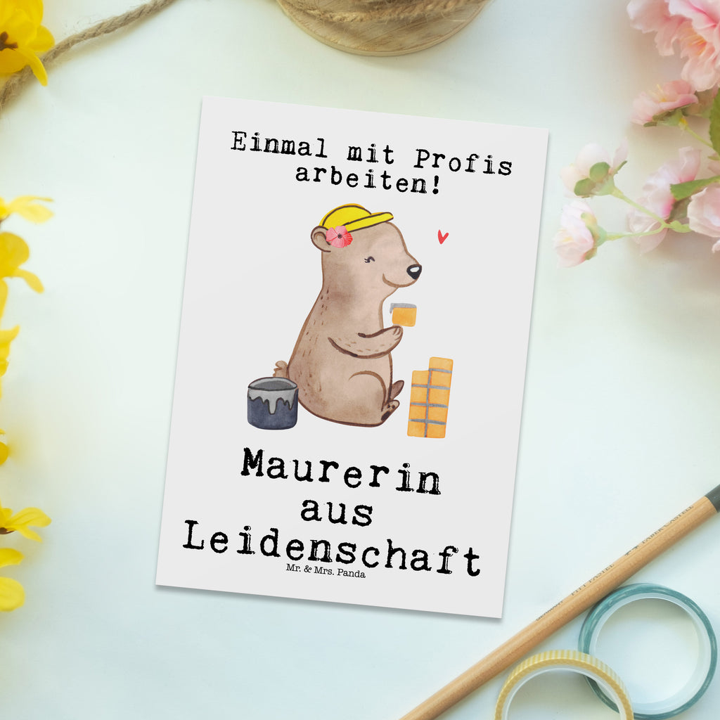Postkarte Maurerin aus Leidenschaft Geschenkkarte, Grußkarte, Karte, Einladung, Ansichtskarte, Geburtstagskarte, Einladungskarte, Dankeskarte, Beruf, Ausbildung, Jubiläum, Abschied, Rente, Kollege, Kollegin, Geschenk, Schenken, Arbeitskollege, Mitarbeiter, Firma, Danke, Dankeschön, Maurerin, Maurermeisterin, Gesellenprüfung, Handwerkerin, Maurerbetrieb