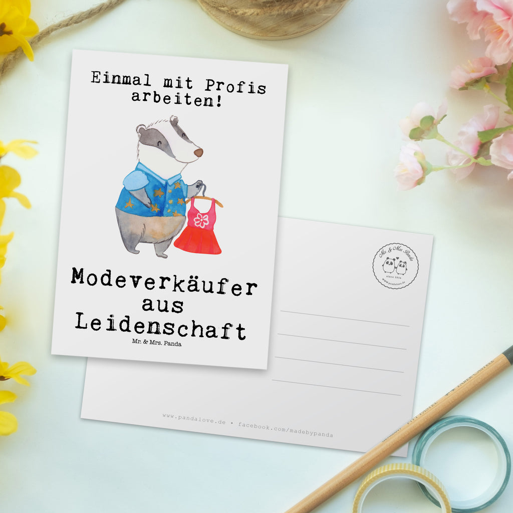 Postkarte Modeverkäufer aus Leidenschaft Geschenkkarte, Grußkarte, Karte, Einladung, Ansichtskarte, Geburtstagskarte, Einladungskarte, Dankeskarte, Beruf, Ausbildung, Jubiläum, Abschied, Rente, Kollege, Kollegin, Geschenk, Schenken, Arbeitskollege, Mitarbeiter, Firma, Danke, Dankeschön, Modeverkäufer, Verkäufer, Fashion Store