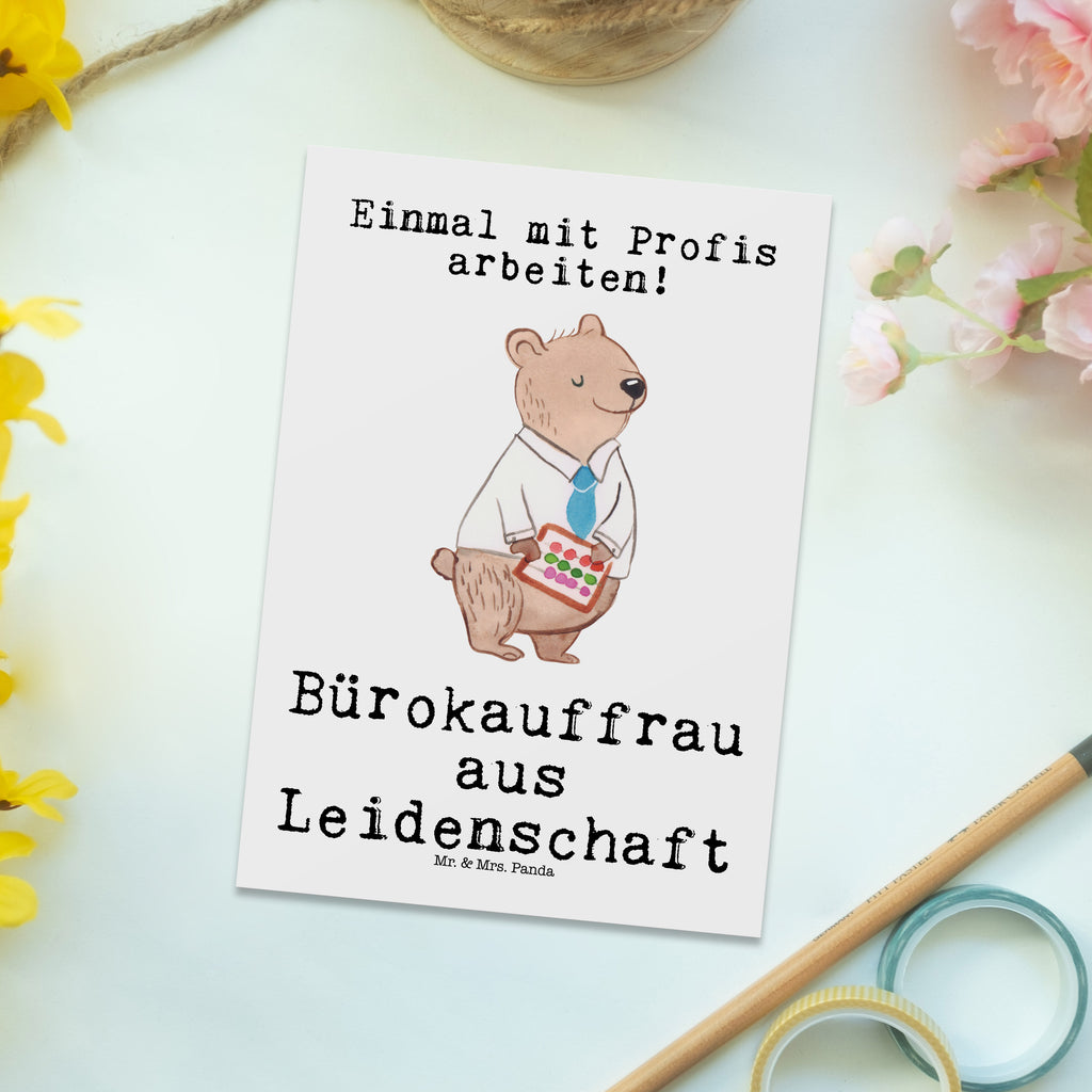 Postkarte Bürokauffrau aus Leidenschaft Geschenkkarte, Grußkarte, Karte, Einladung, Ansichtskarte, Geburtstagskarte, Einladungskarte, Dankeskarte, Beruf, Ausbildung, Jubiläum, Abschied, Rente, Kollege, Kollegin, Geschenk, Schenken, Arbeitskollege, Mitarbeiter, Firma, Danke, Dankeschön, Bürokauffrau, Kauffrau für Büromanagement