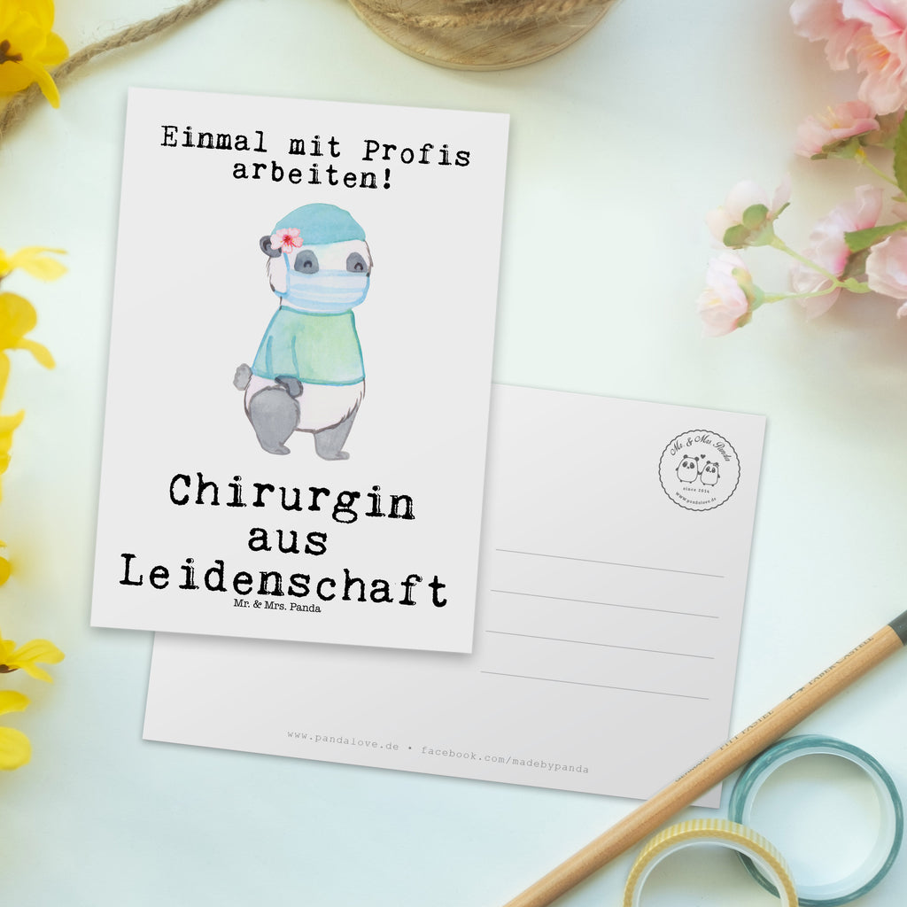 Postkarte Chirurgin aus Leidenschaft Geschenkkarte, Grußkarte, Karte, Einladung, Ansichtskarte, Geburtstagskarte, Einladungskarte, Beruf, Ausbildung, Jubiläum, Abschied, Rente, Kollege, Kollegin, Geschenk, Schenken, Arbeitskollege, Mitarbeiter, Firma, Danke, Dankeschön, Chirurgin, Unfallchirurgini, Notfallchirurgin, Krankenhaus, Ärztin, Medizinerin