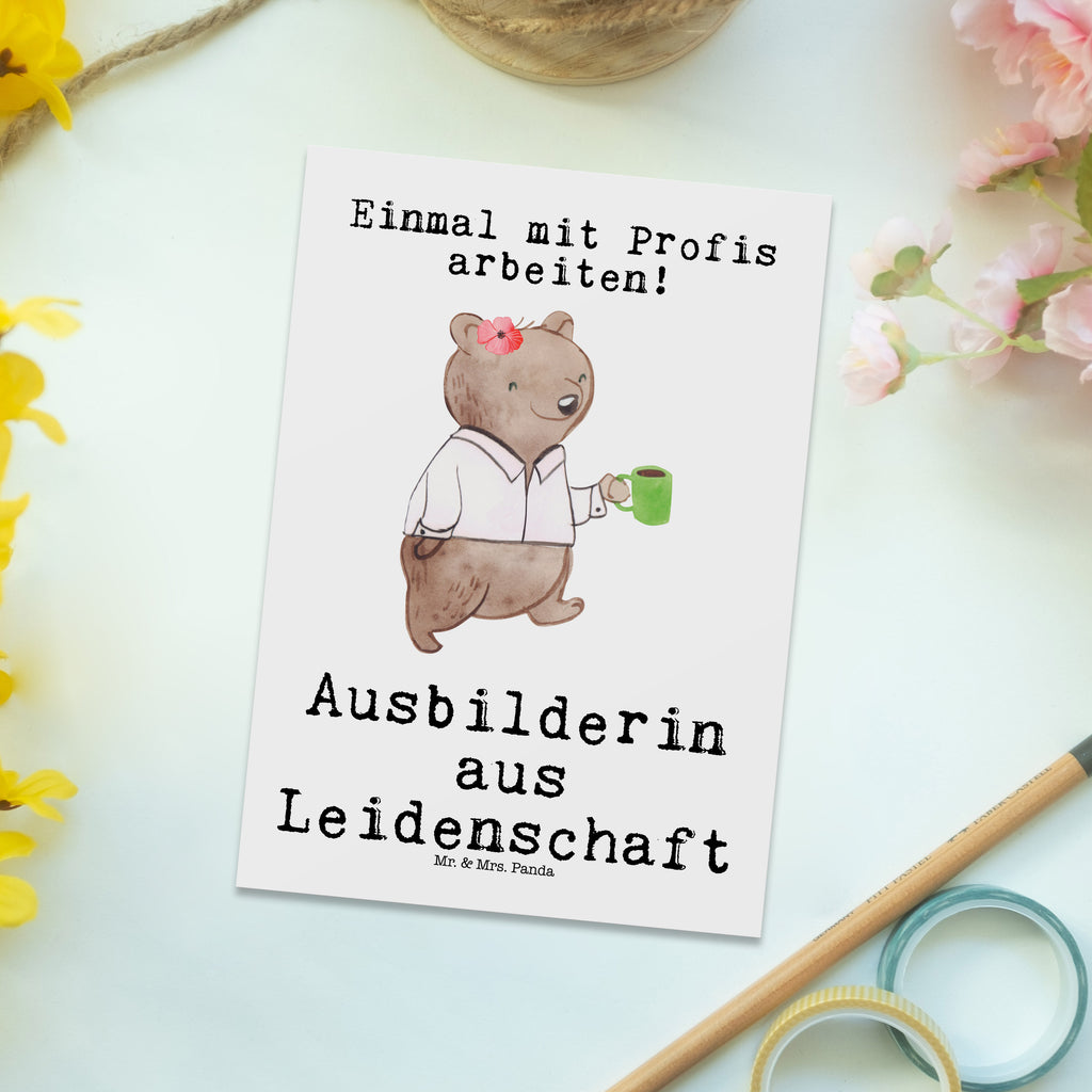 Postkarte Ausbilderin aus Leidenschaft Geschenkkarte, Grußkarte, Karte, Einladung, Ansichtskarte, Geburtstagskarte, Einladungskarte, Beruf, Ausbildung, Jubiläum, Abschied, Rente, Kollege, Kollegin, Geschenk, Schenken, Arbeitskollege, Mitarbeiter, Firma, Danke, Dankeschön, Ausbilderin, Tutorin, Ausbilderprüfung