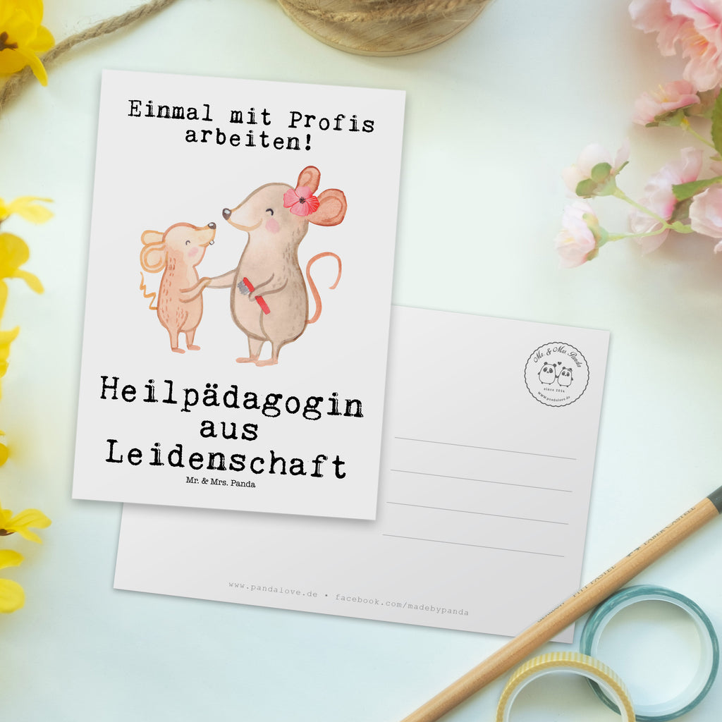 Postkarte Heilpädagogin aus Leidenschaft Geschenkkarte, Grußkarte, Karte, Einladung, Ansichtskarte, Geburtstagskarte, Einladungskarte, Beruf, Ausbildung, Jubiläum, Abschied, Rente, Kollege, Kollegin, Geschenk, Schenken, Arbeitskollege, Mitarbeiter, Firma, Danke, Dankeschön, Heilpädagogin, Heilpädagogik, Studium