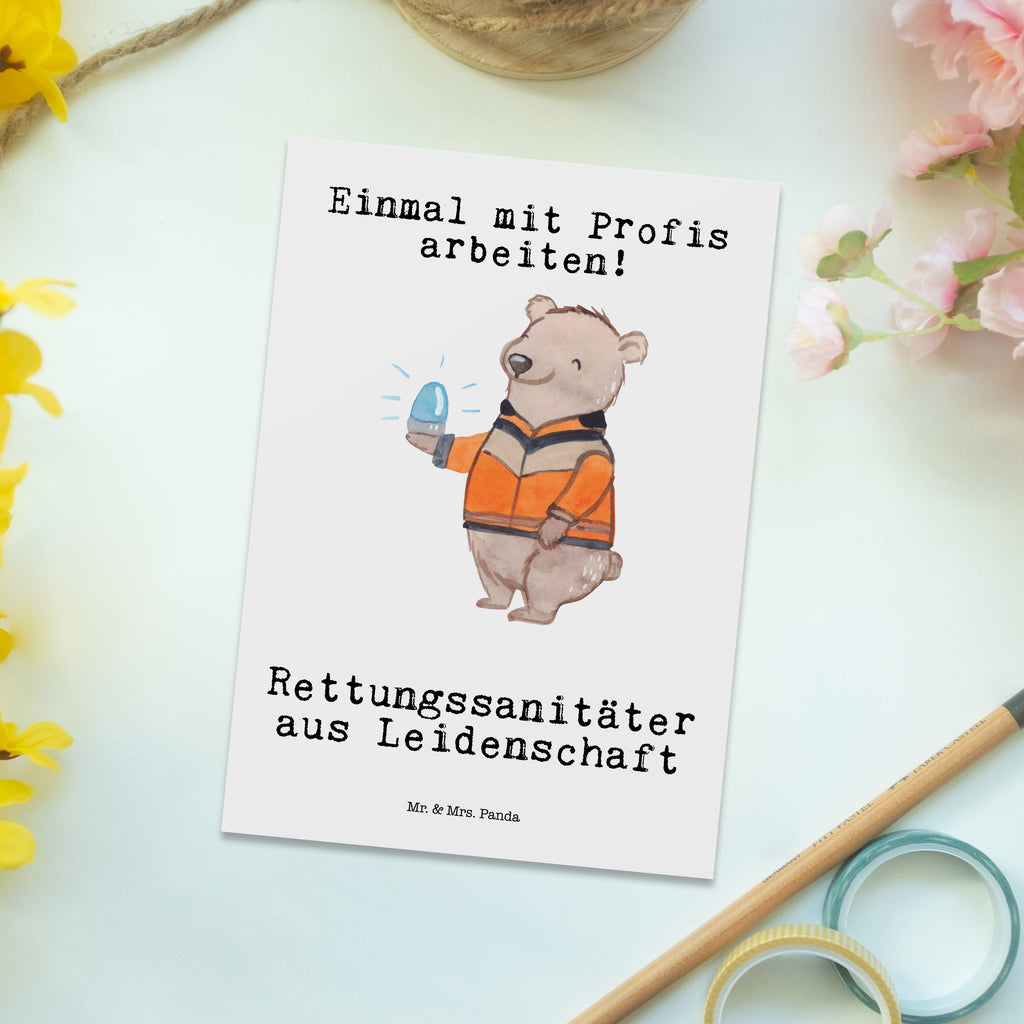 Postkarte Rettungssanitäter aus Leidenschaft Geschenkkarte, Grußkarte, Karte, Einladung, Ansichtskarte, Geburtstagskarte, Einladungskarte, Dankeskarte, Beruf, Ausbildung, Jubiläum, Abschied, Rente, Kollege, Kollegin, Geschenk, Schenken, Arbeitskollege, Mitarbeiter, Firma, Danke, Dankeschön
