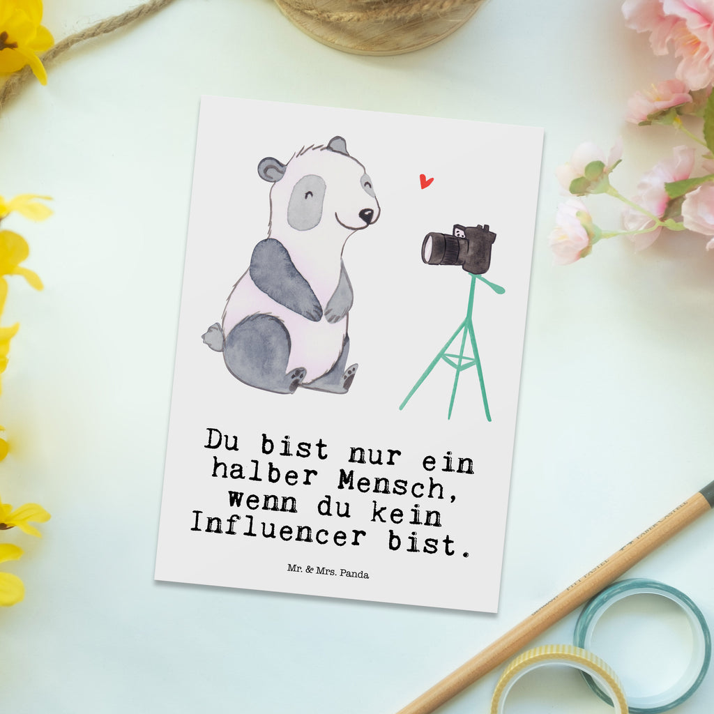 Postkarte Influencer mit Herz Geschenkkarte, Grußkarte, Karte, Einladung, Ansichtskarte, Geburtstagskarte, Einladungskarte, Dankeskarte, Beruf, Ausbildung, Jubiläum, Abschied, Rente, Kollege, Kollegin, Geschenk, Schenken, Arbeitskollege, Mitarbeiter, Firma, Danke, Dankeschön