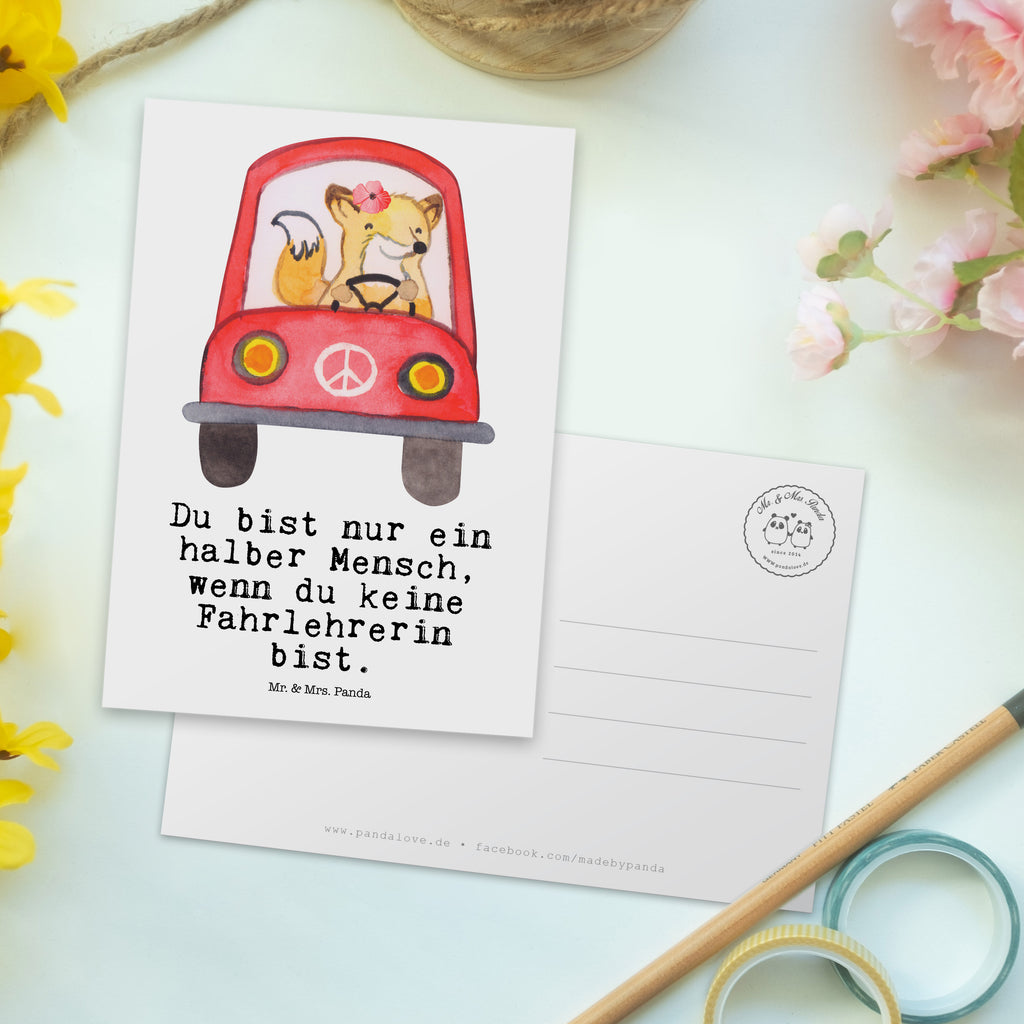 Postkarte Fahrlehrerin mit Herz Geschenkkarte, Grußkarte, Karte, Einladung, Ansichtskarte, Geburtstagskarte, Einladungskarte, Dankeskarte, Beruf, Ausbildung, Jubiläum, Abschied, Rente, Kollege, Kollegin, Geschenk, Schenken, Arbeitskollege, Mitarbeiter, Firma, Danke, Dankeschön, Fahrlehrerin, Fahrschule, Fahrschullehrerin