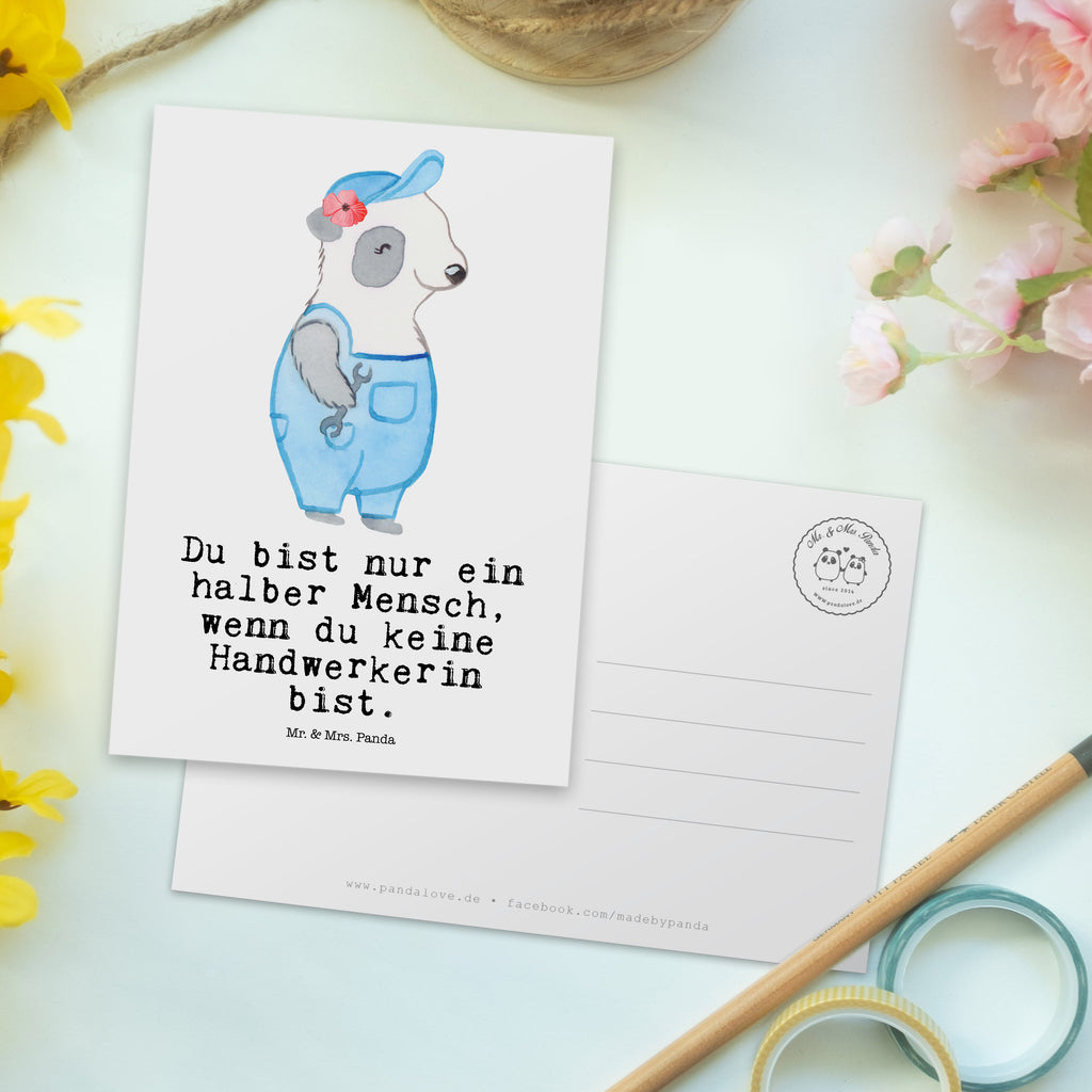 Postkarte Handwerkerin mit Herz Geschenkkarte, Grußkarte, Karte, Einladung, Ansichtskarte, Geburtstagskarte, Einladungskarte, Beruf, Ausbildung, Jubiläum, Abschied, Rente, Kollege, Kollegin, Geschenk, Schenken, Arbeitskollege, Mitarbeiter, Firma, Danke, Dankeschön, Handwerkerin, Gesellenprüfung, Handwerksbetrieb, Werkstatt