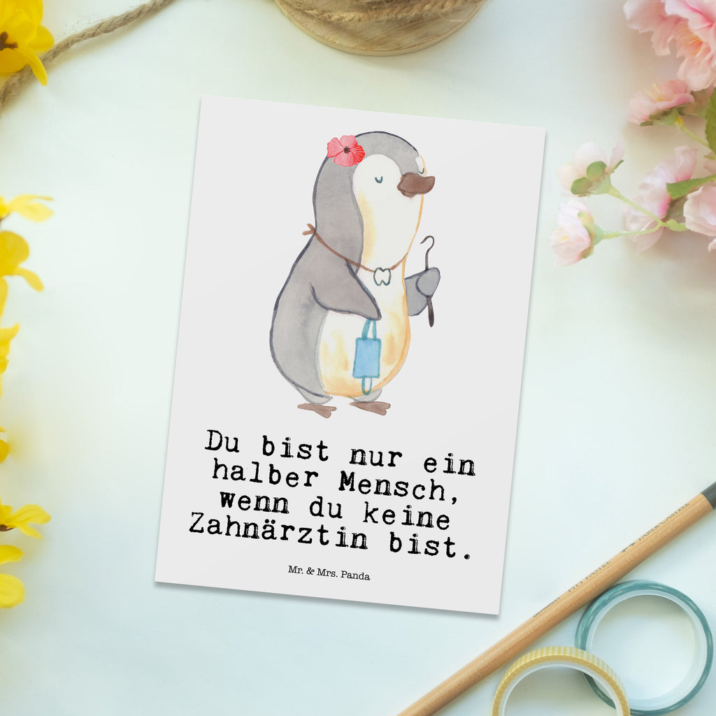Postkarte Zahnärztin mit Herz Geschenkkarte, Grußkarte, Karte, Einladung, Ansichtskarte, Geburtstagskarte, Einladungskarte, Dankeskarte, Beruf, Ausbildung, Jubiläum, Abschied, Rente, Kollege, Kollegin, Geschenk, Schenken, Arbeitskollege, Mitarbeiter, Firma, Danke, Dankeschön