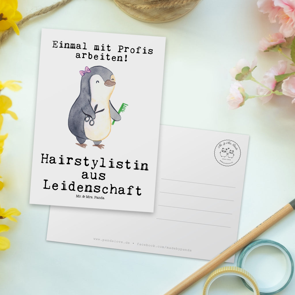 Postkarte Hairstylistin aus Leidenschaft Geschenkkarte, Grußkarte, Karte, Einladung, Ansichtskarte, Geburtstagskarte, Einladungskarte, Beruf, Ausbildung, Jubiläum, Abschied, Rente, Kollege, Kollegin, Geschenk, Schenken, Arbeitskollege, Mitarbeiter, Firma, Danke, Dankeschön, Frisörin, Haarstylistin, Hairstylistin, Friseursalon