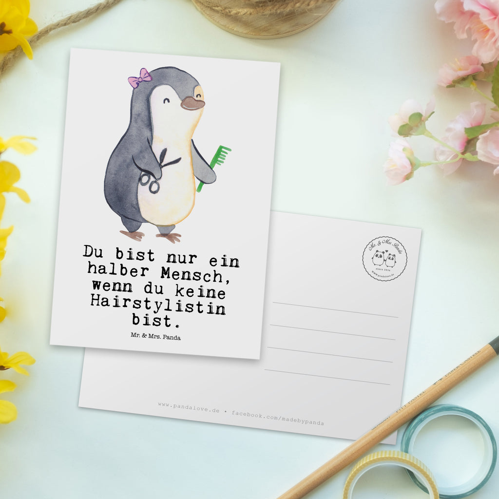Postkarte Hairstylistin mit Herz Geschenkkarte, Grußkarte, Karte, Einladung, Ansichtskarte, Geburtstagskarte, Einladungskarte, Dankeskarte, Beruf, Ausbildung, Jubiläum, Abschied, Rente, Kollege, Kollegin, Geschenk, Schenken, Arbeitskollege, Mitarbeiter, Firma, Danke, Dankeschön, Frisörin, Haarstylistin, Hairstylistin, Friseursalon