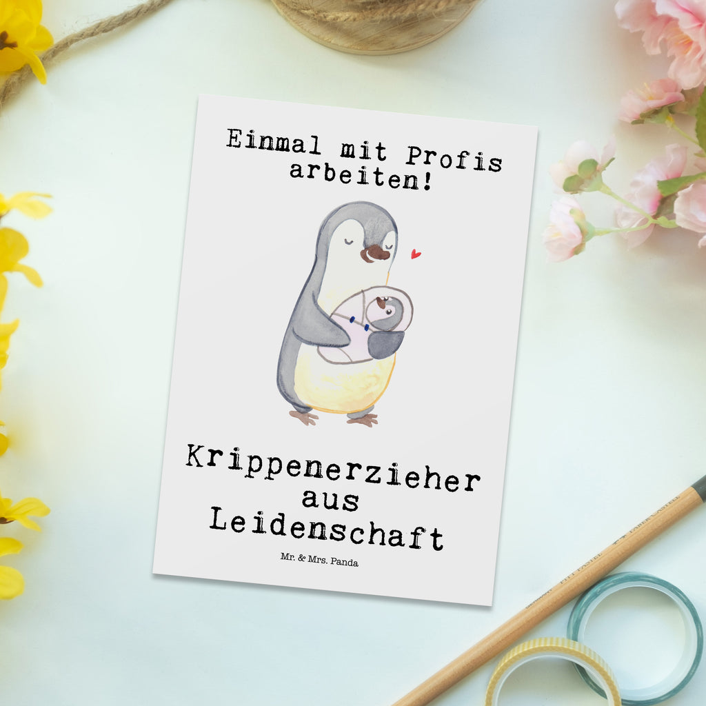 Postkarte Krippenerzieher aus Leidenschaft Geschenkkarte, Grußkarte, Karte, Einladung, Ansichtskarte, Geburtstagskarte, Einladungskarte, Beruf, Ausbildung, Jubiläum, Abschied, Rente, Kollege, Kollegin, Geschenk, Schenken, Arbeitskollege, Mitarbeiter, Firma, Danke, Dankeschön, Krippenerzieher, Kindertagesstätte, KITA, Eröffnung, Erzieher, Pädagoge
