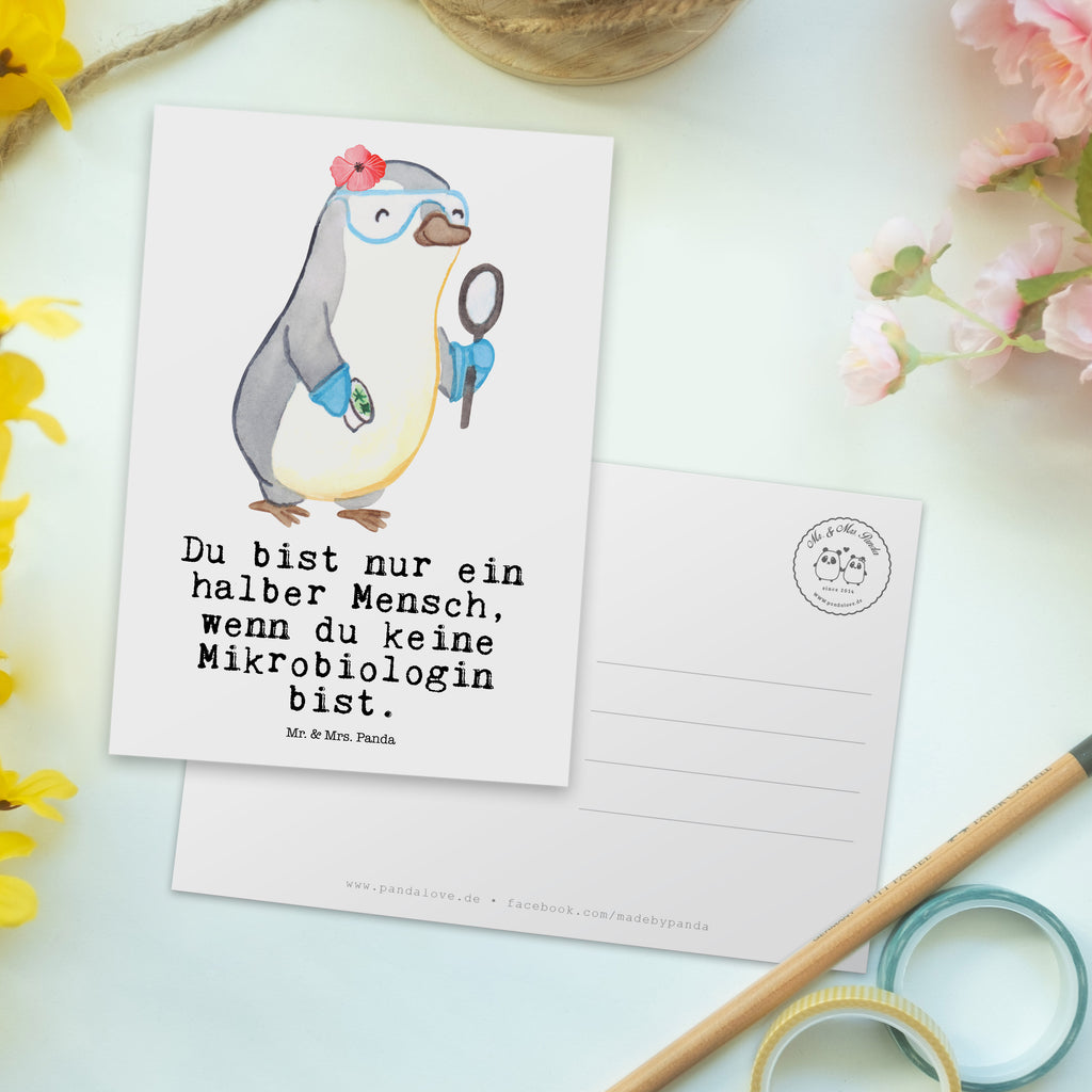 Postkarte Mikrobiologin mit Herz Geschenkkarte, Grußkarte, Karte, Einladung, Ansichtskarte, Geburtstagskarte, Einladungskarte, Beruf, Ausbildung, Jubiläum, Abschied, Rente, Kollege, Kollegin, Geschenk, Schenken, Arbeitskollege, Mitarbeiter, Firma, Danke, Dankeschön, Mikrobiologin, Naturwissenschaftlerin, Labor, Forschung