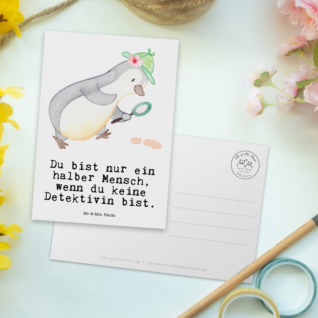 Postkarte Detektivin mit Herz Geschenkkarte, Grußkarte, Karte, Einladung, Ansichtskarte, Geburtstagskarte, Einladungskarte, Beruf, Ausbildung, Jubiläum, Abschied, Rente, Kollege, Kollegin, Geschenk, Schenken, Arbeitskollege, Mitarbeiter, Firma, Danke, Dankeschön, Detektivin, Ermittlerin, Agentin, Privatdetektei, Berufsdetektivin, Wirtschaftsdetektei, Detektivausbildung, Spurensuche