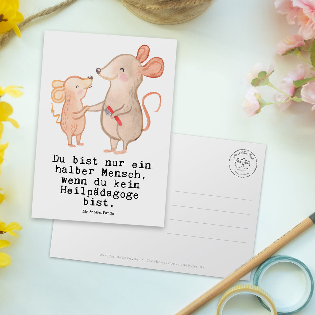 Postkarte Heilpädagoge mit Herz Geschenkkarte, Grußkarte, Karte, Einladung, Ansichtskarte, Geburtstagskarte, Einladungskarte, Dankeskarte, Beruf, Ausbildung, Jubiläum, Abschied, Rente, Kollege, Kollegin, Geschenk, Schenken, Arbeitskollege, Mitarbeiter, Firma, Danke, Dankeschön, Heilpädagoge, Heilpädagogik, Studium
