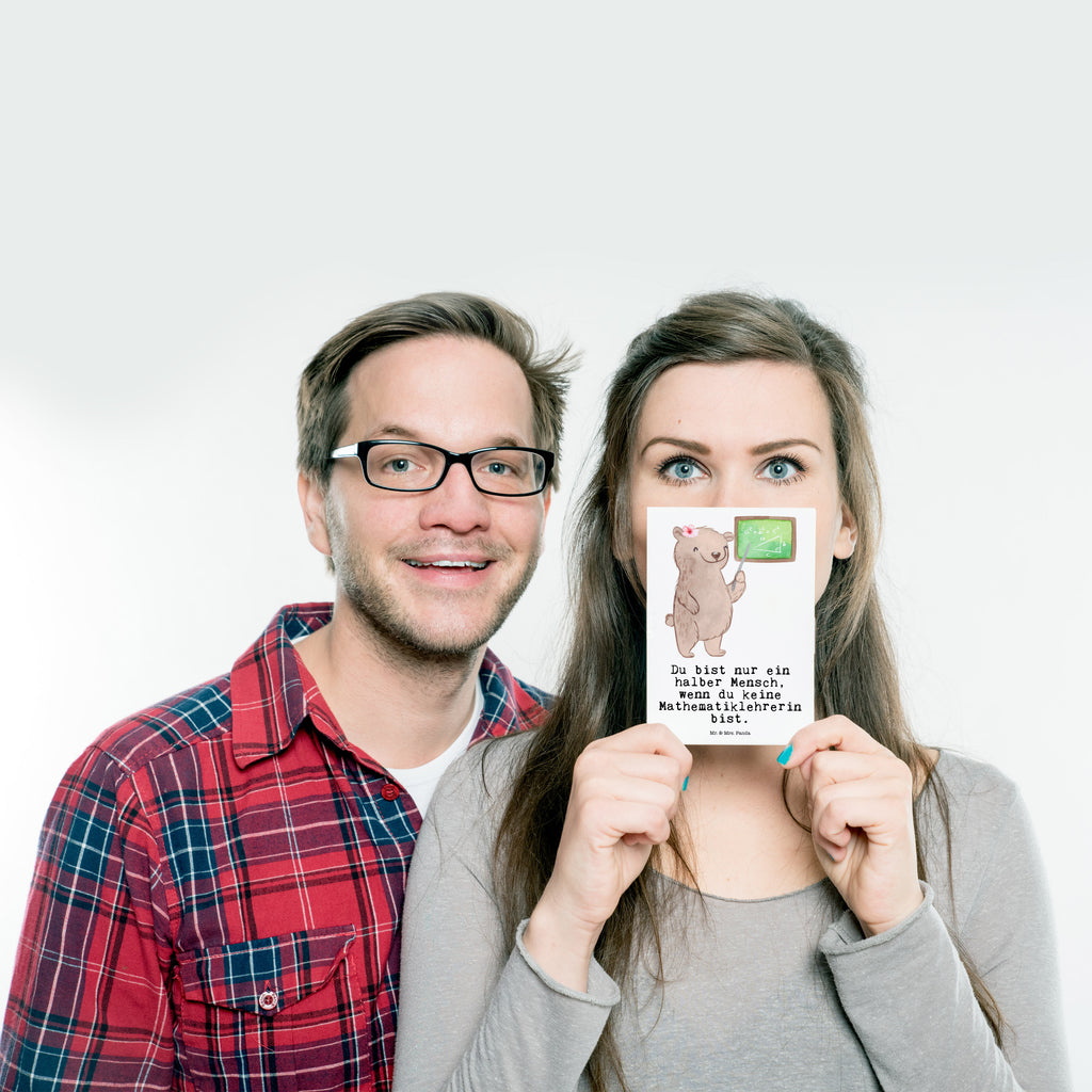 Postkarte Mathematiklehrerin mit Herz Geschenkkarte, Grußkarte, Karte, Einladung, Ansichtskarte, Geburtstagskarte, Einladungskarte, Dankeskarte, Beruf, Ausbildung, Jubiläum, Abschied, Rente, Kollege, Kollegin, Geschenk, Schenken, Arbeitskollege, Mitarbeiter, Firma, Danke, Dankeschön, Mathematiklehrerin, Lehramtstudent, Referendariat, Mathelehrerin, Matheunterricht, Mathe, Lehrer