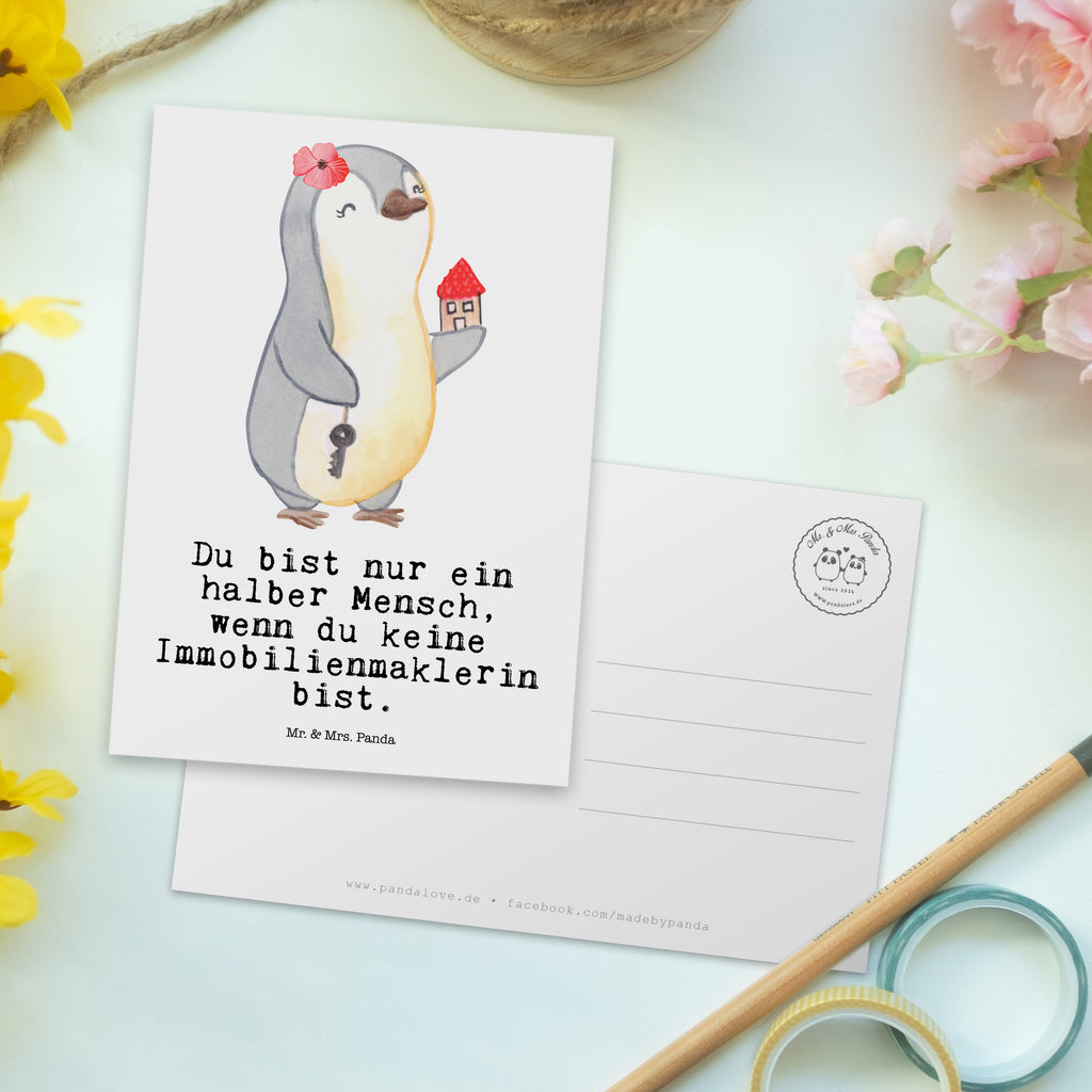 Postkarte Immobilienmaklerin mit Herz Geschenkkarte, Grußkarte, Karte, Einladung, Ansichtskarte, Geburtstagskarte, Einladungskarte, Beruf, Ausbildung, Jubiläum, Abschied, Rente, Kollege, Kollegin, Geschenk, Schenken, Arbeitskollege, Mitarbeiter, Firma, Danke, Dankeschön, Immobilienmaklerin, Immobilienhändlerin, Immobilienkauffrau, Immobilienbüro