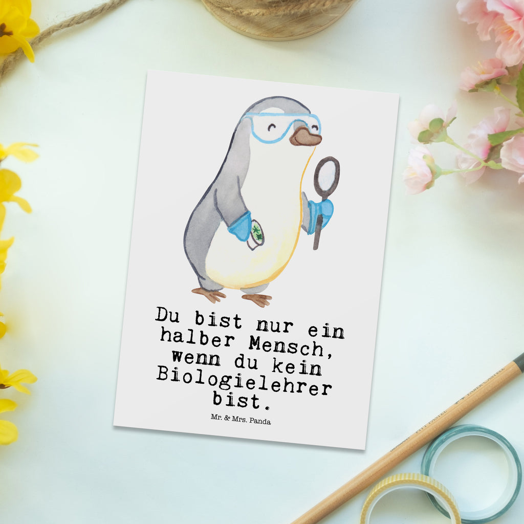 Postkarte Biologielehrer mit Herz Geschenkkarte, Grußkarte, Karte, Einladung, Ansichtskarte, Geburtstagskarte, Einladungskarte, Beruf, Ausbildung, Jubiläum, Abschied, Rente, Kollege, Kollegin, Geschenk, Schenken, Arbeitskollege, Mitarbeiter, Firma, Danke, Dankeschön, Biologielehrer, Biolehrer, Biounterricht, Biologie, Schule, Grundschule