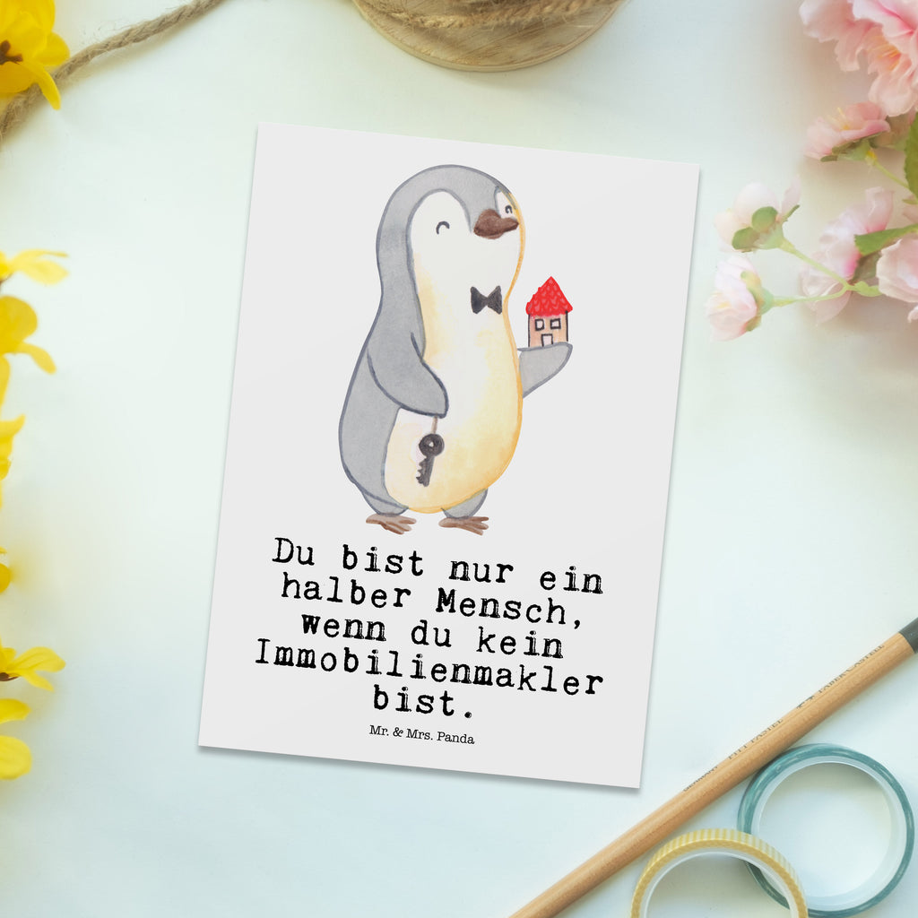 Postkarte Immobilienmakler mit Herz Geschenkkarte, Grußkarte, Karte, Einladung, Ansichtskarte, Geburtstagskarte, Einladungskarte, Dankeskarte, Beruf, Ausbildung, Jubiläum, Abschied, Rente, Kollege, Kollegin, Geschenk, Schenken, Arbeitskollege, Mitarbeiter, Firma, Danke, Dankeschön, Immobilienmakler, Immobilienhändler, Immobilienkaufmann, Immobilienbüro