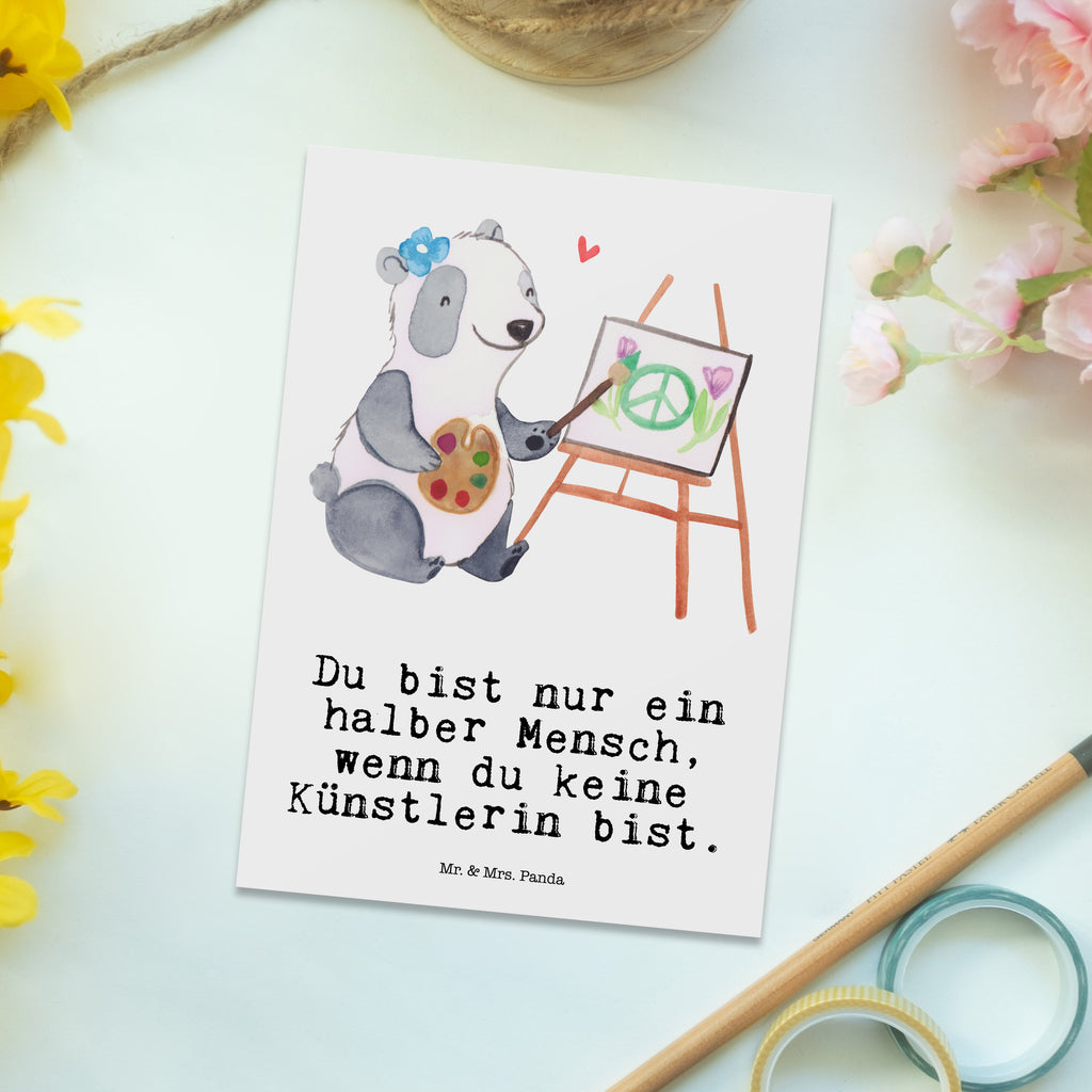 Postkarte Künstlerin mit Herz Geschenkkarte, Grußkarte, Karte, Einladung, Ansichtskarte, Geburtstagskarte, Einladungskarte, Dankeskarte, Beruf, Ausbildung, Jubiläum, Abschied, Rente, Kollege, Kollegin, Geschenk, Schenken, Arbeitskollege, Mitarbeiter, Firma, Danke, Dankeschön, Künstlerin, Malerin, Kunstmalerin, Galerie Eröffnung, Kunstschule