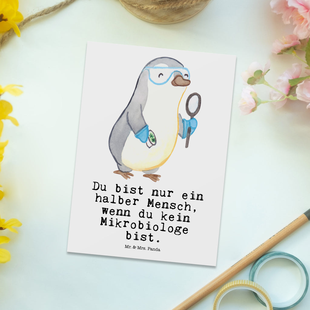 Postkarte Mikrobiologe mit Herz Geschenkkarte, Grußkarte, Karte, Einladung, Ansichtskarte, Geburtstagskarte, Einladungskarte, Dankeskarte, Beruf, Ausbildung, Jubiläum, Abschied, Rente, Kollege, Kollegin, Geschenk, Schenken, Arbeitskollege, Mitarbeiter, Firma, Danke, Dankeschön, Mikrobiologe, Naturwissenschaftler, Labor, Forschung