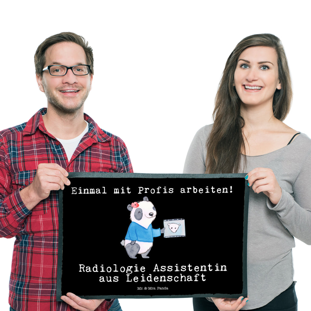 Fußmatte Radiologie Assistentin aus Leidenschaft  Türvorleger, Schmutzmatte, Fußabtreter, Matte, Schmutzfänger, Fußabstreifer, Schmutzfangmatte, Türmatte, Motivfußmatte,  Haustürmatte, Vorleger  Beruf, Ausbildung, Jubiläum, Abschied, Rente, Kollege, Kollegin, Geschenk, Schenken, Arbeitskollege, Mitarbeiter, Firma, Danke, Dankeschön