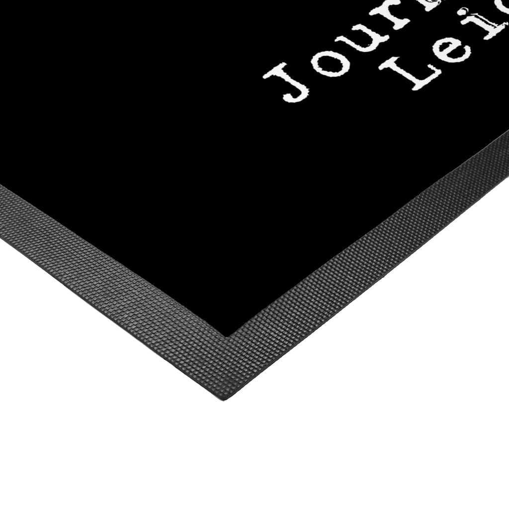 Fußmatte Journalistin aus Leidenschaft Türvorleger, Schmutzmatte, Fußabtreter, Matte, Schmutzfänger, Fußabstreifer, Schmutzfangmatte, Türmatte, Motivfußmatte, Haustürmatte, Vorleger, Beruf, Ausbildung, Jubiläum, Abschied, Rente, Kollege, Kollegin, Geschenk, Schenken, Arbeitskollege, Mitarbeiter, Firma, Danke, Dankeschön, Journalistin, Reporterin, Redakteurin, Pressebüro, Studium