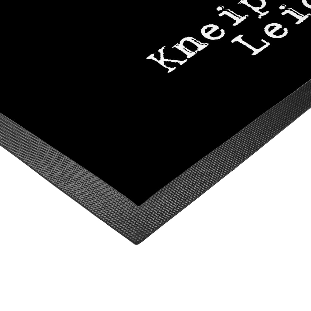 Fußmatte Kneipenwirtin aus Leidenschaft Kneipenwirtin, Gastwirtin, Gaststätte, Kneipe, Eröffnung, Barkeeperin, Rum, Bar Türvorleger, Schmutzmatte, Fußabtreter, Matte, Schmutzfänger, Fußabstreifer, Schmutzfangmatte, Türmatte, Motivfußmatte,  Haustürmatte, Vorleger  Beruf, Ausbildung, Jubiläum, Abschied, Rente, Kollege, Kollegin, Geschenk, Schenken, Arbeitskollege, Mitarbeiter, Firma, Danke, Dankeschön