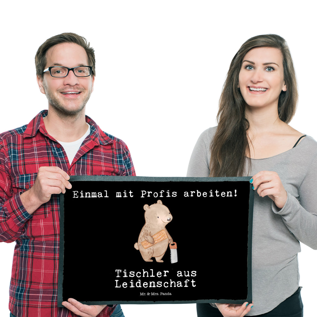 Fußmatte Tischler aus Leidenschaft Türvorleger, Schmutzmatte, Fußabtreter, Matte, Schmutzfänger, Fußabstreifer, Schmutzfangmatte, Türmatte, Motivfußmatte, Haustürmatte, Vorleger, Beruf, Ausbildung, Jubiläum, Abschied, Rente, Kollege, Kollegin, Geschenk, Schenken, Arbeitskollege, Mitarbeiter, Firma, Danke, Dankeschön
