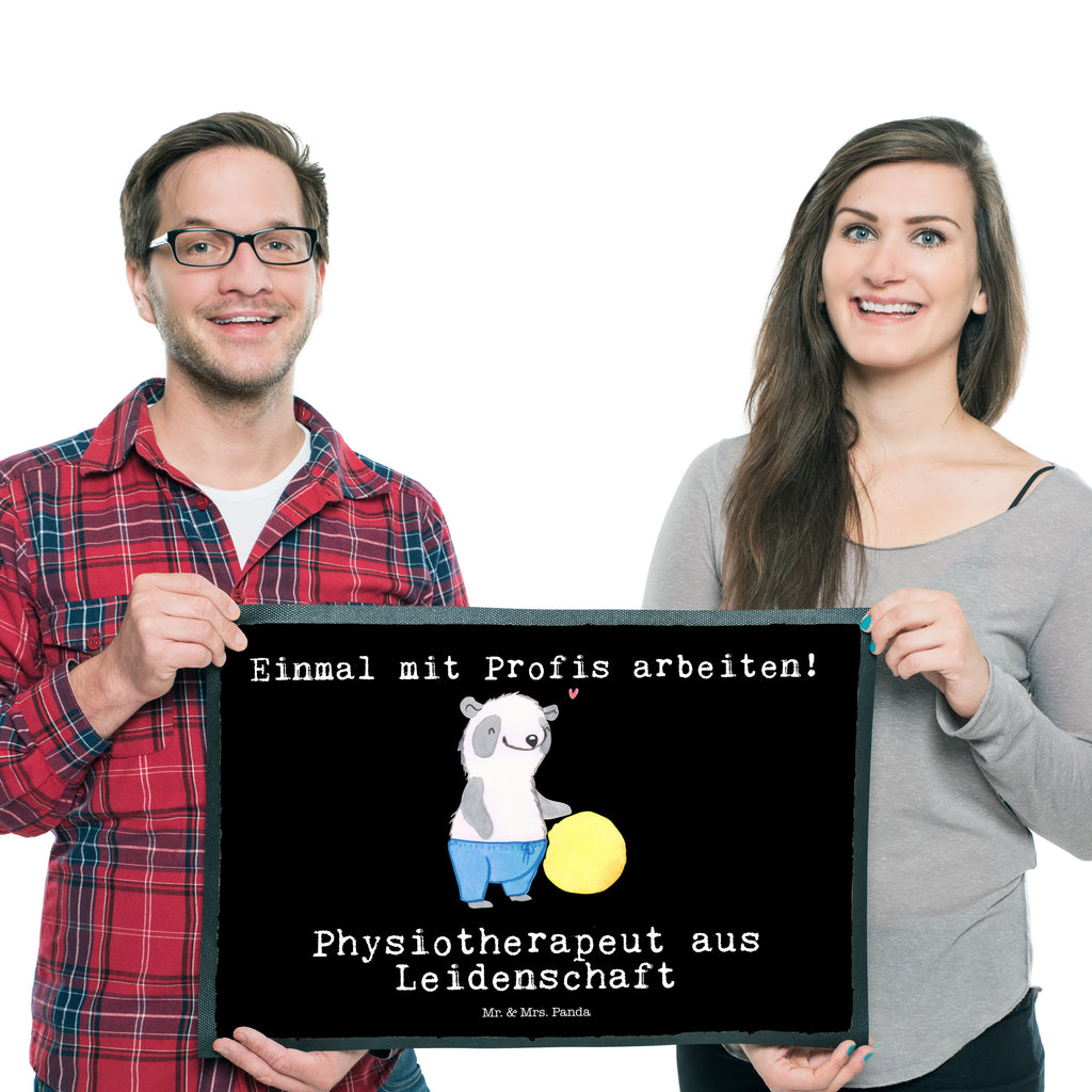 Fußmatte Physiotherapeut aus Leidenschaft  Türvorleger, Schmutzmatte, Fußabtreter, Matte, Schmutzfänger, Fußabstreifer, Schmutzfangmatte, Türmatte, Motivfußmatte,  Haustürmatte, Vorleger  Beruf, Ausbildung, Jubiläum, Abschied, Rente, Kollege, Kollegin, Geschenk, Schenken, Arbeitskollege, Mitarbeiter, Firma, Danke, Dankeschön