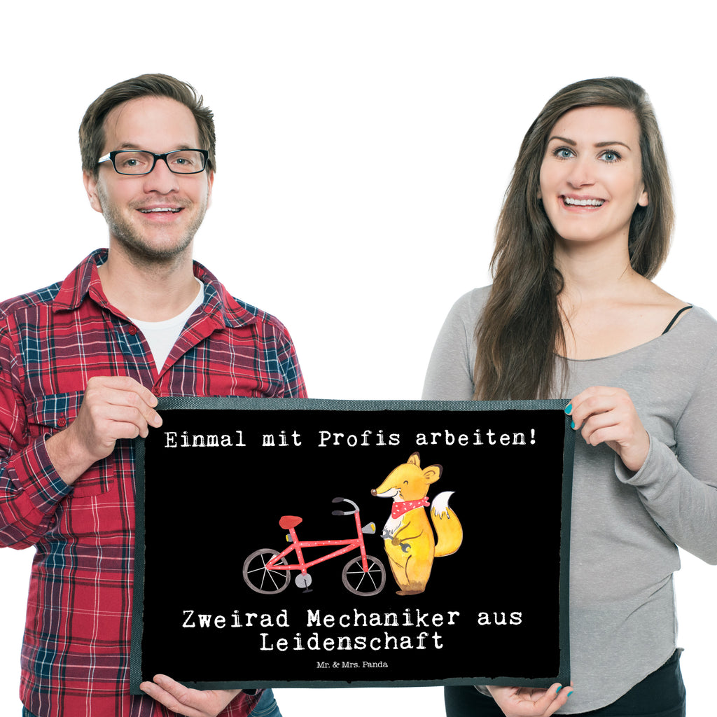 Fußmatte Zweirad Mechaniker aus Leidenschaft  Türvorleger, Schmutzmatte, Fußabtreter, Matte, Schmutzfänger, Fußabstreifer, Schmutzfangmatte, Türmatte, Motivfußmatte,  Haustürmatte, Vorleger  Beruf, Ausbildung, Jubiläum, Abschied, Rente, Kollege, Kollegin, Geschenk, Schenken, Arbeitskollege, Mitarbeiter, Firma, Danke, Dankeschön