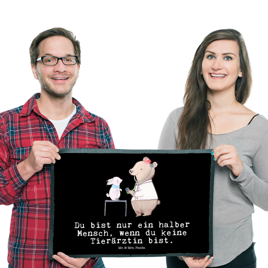 Fußmatte Tierärztin mit Herz  Türvorleger, Schmutzmatte, Fußabtreter, Matte, Schmutzfänger, Fußabstreifer, Schmutzfangmatte, Türmatte, Motivfußmatte,  Haustürmatte, Vorleger  Beruf, Ausbildung, Jubiläum, Abschied, Rente, Kollege, Kollegin, Geschenk, Schenken, Arbeitskollege, Mitarbeiter, Firma, Danke, Dankeschön