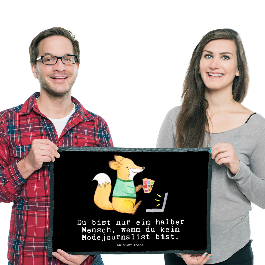 Fußmatte Modejournalist mit Herz Türvorleger, Schmutzmatte, Fußabtreter, Matte, Schmutzfänger, Fußabstreifer, Schmutzfangmatte, Türmatte, Motivfußmatte, Haustürmatte, Vorleger, Beruf, Ausbildung, Jubiläum, Abschied, Rente, Kollege, Kollegin, Geschenk, Schenken, Arbeitskollege, Mitarbeiter, Firma, Danke, Dankeschön, Modejournalist, Journalist, Reporter, Redakteur, Pressebüro, Studium