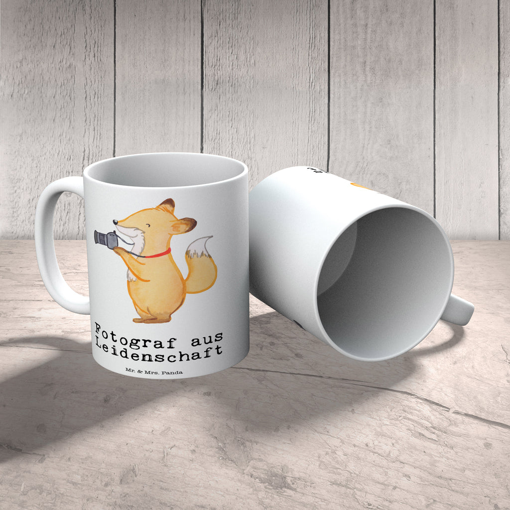 Tasse Fotograf aus Leidenschaft Fotograf, Fotoreporter, Hobbyfotograf, Hochzeitsfotograf, Ausbildung, Fotografie, Profi Fotograf Becher, Kaffeetasse, Kaffeebecher, Tee, Frühstück, Büro  Beruf, Ausbildung, Jubiläum, Abschied, Rente, Kollege, Kollegin, Geschenk, Schenken, Arbeitskollege, Mitarbeiter, Firma, Danke, Dankeschön