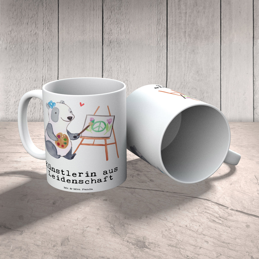 Tasse Künstlerin aus Leidenschaft Künstlerin, Malerin, Kunstmalerin, Galerie Eröffnung, Kunstschule,  Becher, Kaffeetasse, Kaffeebecher, Tee, Frühstück, Büro  Beruf, Ausbildung, Jubiläum, Abschied, Rente, Kollege, Kollegin, Geschenk, Schenken, Arbeitskollege, Mitarbeiter, Firma, Danke, Dankeschön
