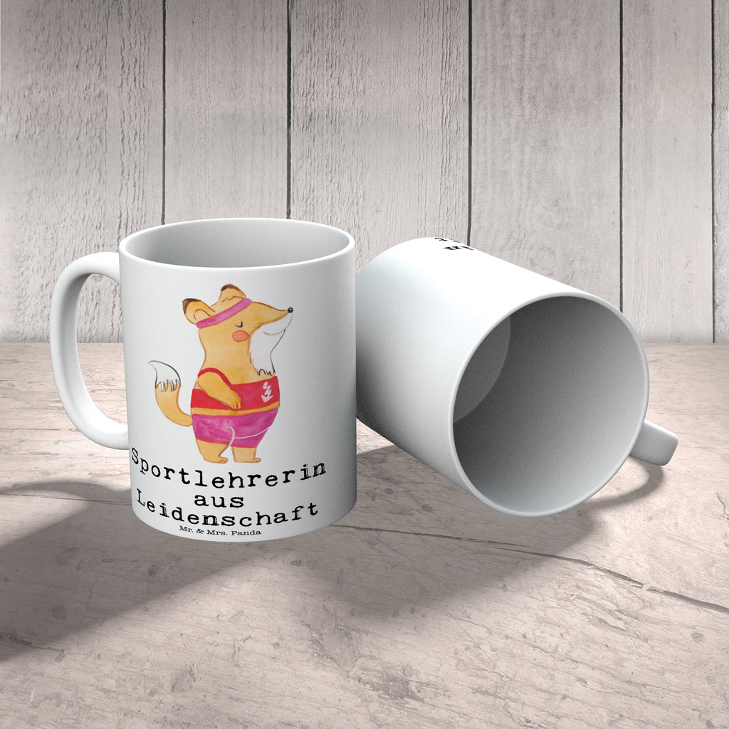 Tasse Sportlehrerin aus Leidenschaft  Becher, Kaffeetasse, Kaffeebecher, Tee, Frühstück, Büro  Beruf, Ausbildung, Jubiläum, Abschied, Rente, Kollege, Kollegin, Geschenk, Schenken, Arbeitskollege, Mitarbeiter, Firma, Danke, Dankeschön