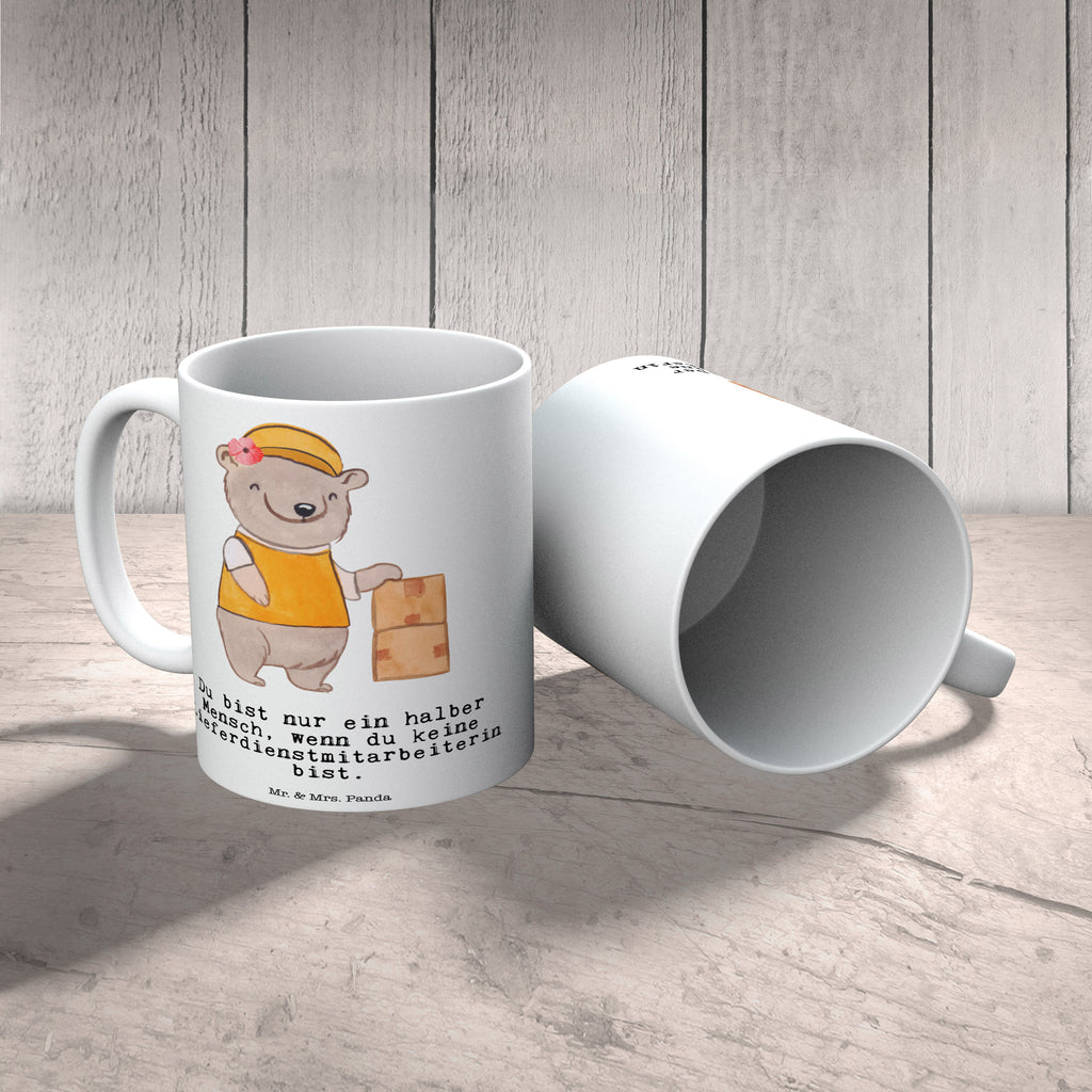 Tasse Lieferdienstmitarbeiterin mit Herz Lieferdienstmitarbeiterin, Pizzabäckerin,  Pizzabotin, Pizzabringdienst, Lieferbringdienst,  Becher, Kaffeetasse, Kaffeebecher, Tee, Frühstück, Büro  Beruf, Ausbildung, Jubiläum, Abschied, Rente, Kollege, Kollegin, Geschenk, Schenken, Arbeitskollege, Mitarbeiter, Firma, Danke, Dankeschön