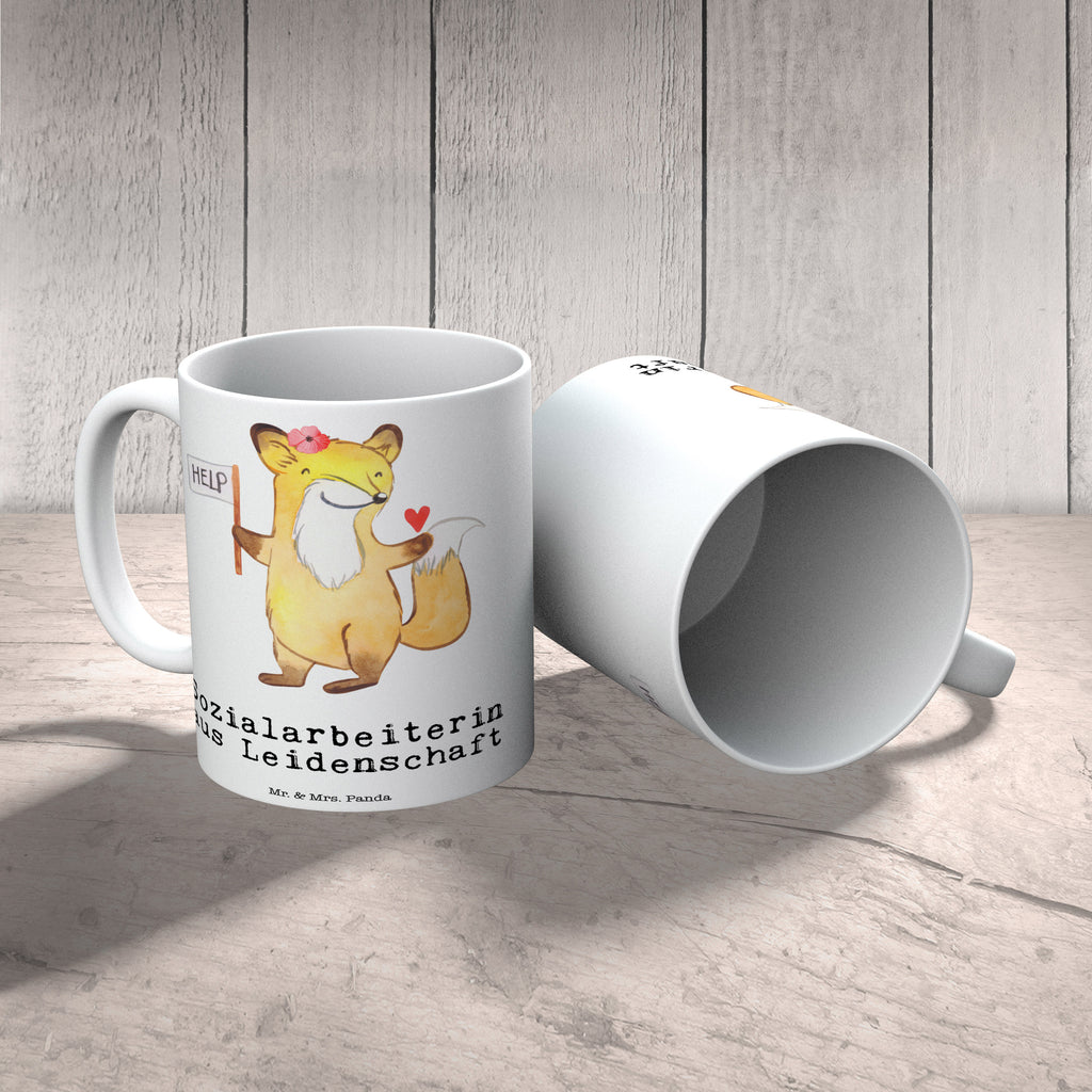 Tasse Sozialarbeiterin aus Leidenschaft  Becher, Kaffeetasse, Kaffeebecher, Tee, Frühstück, Büro  Beruf, Ausbildung, Jubiläum, Abschied, Rente, Kollege, Kollegin, Geschenk, Schenken, Arbeitskollege, Mitarbeiter, Firma, Danke, Dankeschön
