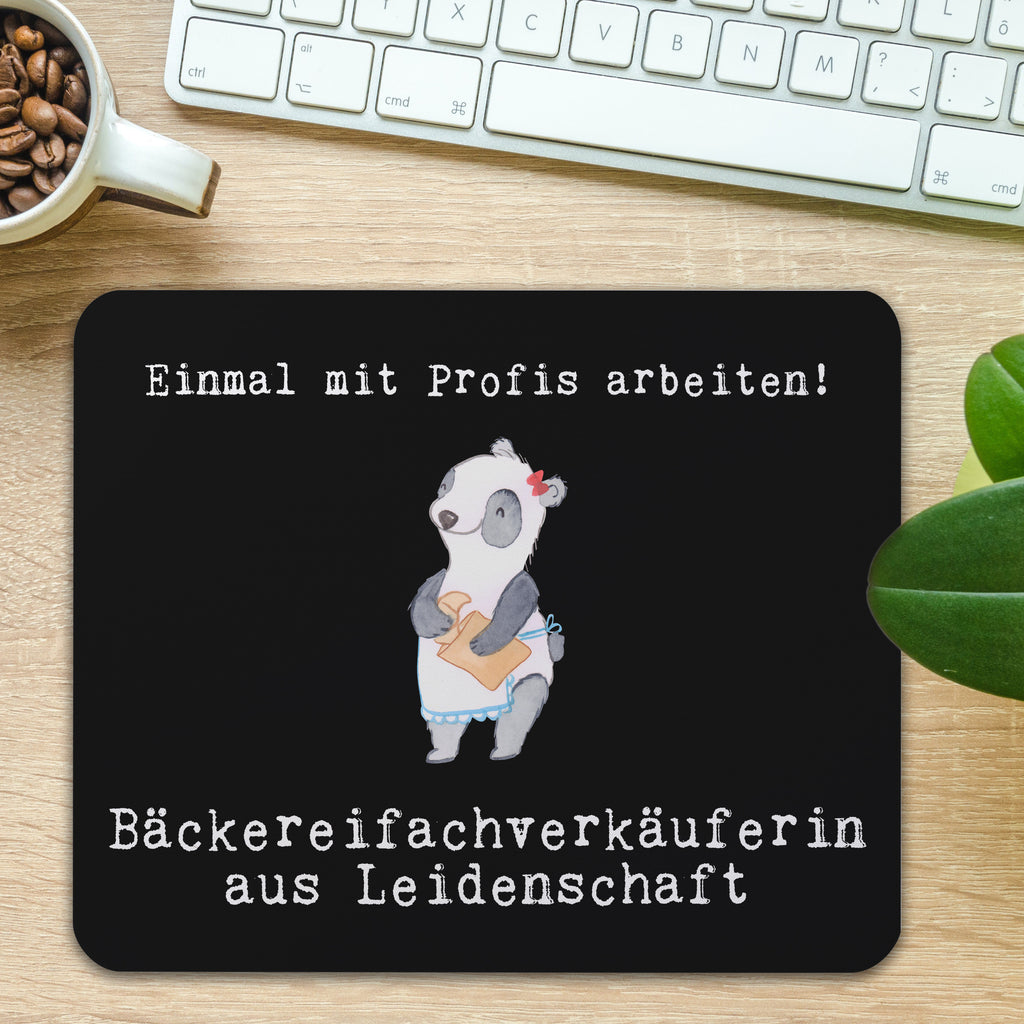 Mauspad Bäckereifachverkäuferin aus Leidenschaft Mousepad, Computer zubehör, Büroausstattung, PC Zubehör, Arbeitszimmer, Mauspad, Einzigartiges Mauspad, Designer Mauspad, Beruf, Ausbildung, Jubiläum, Abschied, Rente, Kollege, Kollegin, Geschenk, Schenken, Arbeitskollege, Mitarbeiter, Firma, Danke, Dankeschön, Bäckereifachverkäuferin, Backwarenverkäuferin, Bäckerei, Backstube, Bäckerladen, Brotmanufaktur