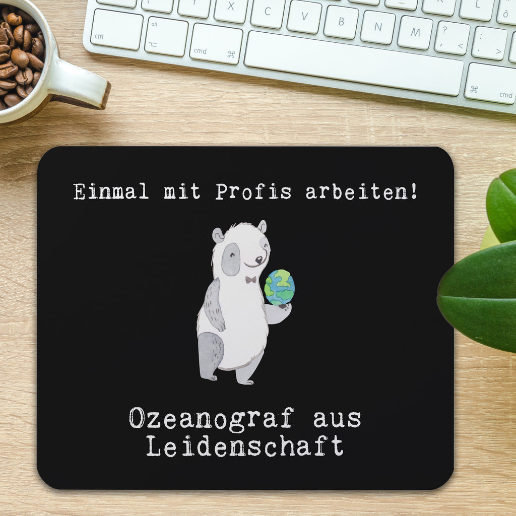 Mauspad Ozeanograf aus Leidenschaft Mousepad, Computer zubehör, Büroausstattung, PC Zubehör, Arbeitszimmer, Mauspad, Einzigartiges Mauspad, Designer Mauspad, Beruf, Ausbildung, Jubiläum, Abschied, Rente, Kollege, Kollegin, Geschenk, Schenken, Arbeitskollege, Mitarbeiter, Firma, Danke, Dankeschön, Ozeanograf, Meeresbiologe, Meereskundler, Naturwissenschaftler, Meeresforscher, maritime Forschung, Studium