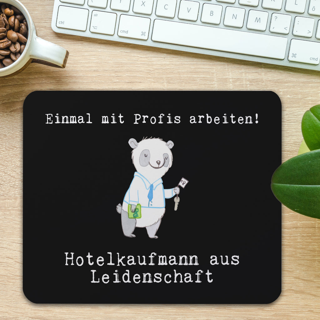 Mauspad Hotelkaufmann aus Leidenschaft Mousepad, Computer zubehör, Büroausstattung, PC Zubehör, Arbeitszimmer, Mauspad, Einzigartiges Mauspad, Designer Mauspad, Beruf, Ausbildung, Jubiläum, Abschied, Rente, Kollege, Kollegin, Geschenk, Schenken, Arbeitskollege, Mitarbeiter, Firma, Danke, Dankeschön, Hotelkaufmann, Hotelfachmann, Hotelfachangestellter, Hotelier, Hoteleröffnung