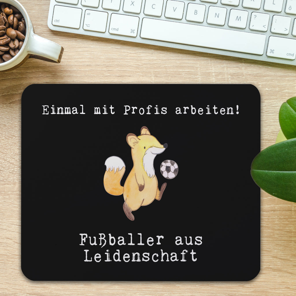 Mauspad Fußballer aus Leidenschaft Mousepad, Computer zubehör, Büroausstattung, PC Zubehör, Arbeitszimmer, Mauspad, Einzigartiges Mauspad, Designer Mauspad, Beruf, Ausbildung, Jubiläum, Abschied, Rente, Kollege, Kollegin, Geschenk, Schenken, Arbeitskollege, Mitarbeiter, Firma, Danke, Dankeschön, Fußballer, Fußballspieler, Profi Fußballer, Fußballspiel, Glücksbringer