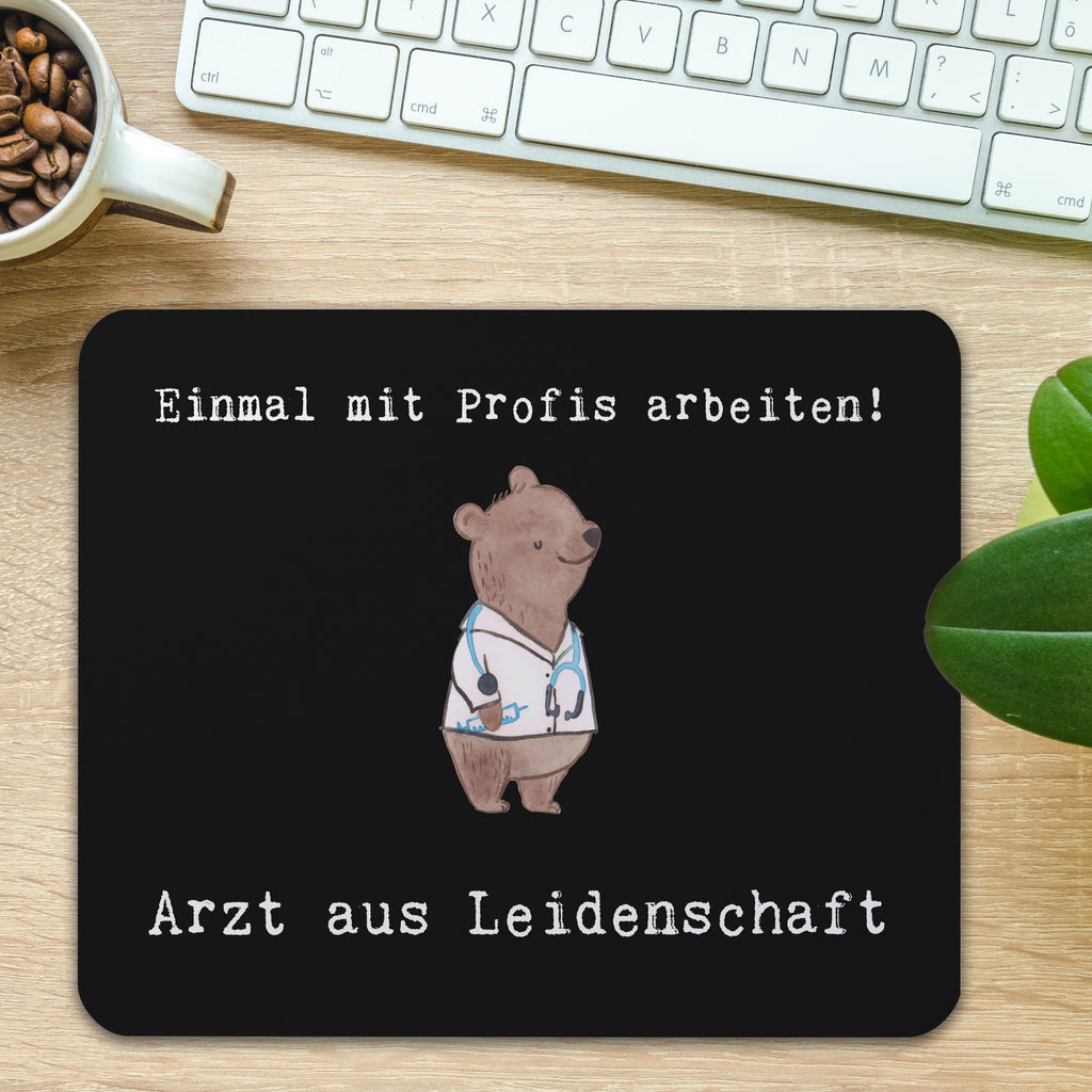 Mauspad Arzt aus Leidenschaft Mousepad, Computer zubehör, Büroausstattung, PC Zubehör, Arbeitszimmer, Mauspad, Einzigartiges Mauspad, Designer Mauspad, Beruf, Ausbildung, Jubiläum, Abschied, Rente, Kollege, Kollegin, Geschenk, Schenken, Arbeitskollege, Mitarbeiter, Firma, Danke, Dankeschön, Arzt, Hausarzt, Mediziner, Doktor, Medizinstudium, Doktortitel, Arztpraxis