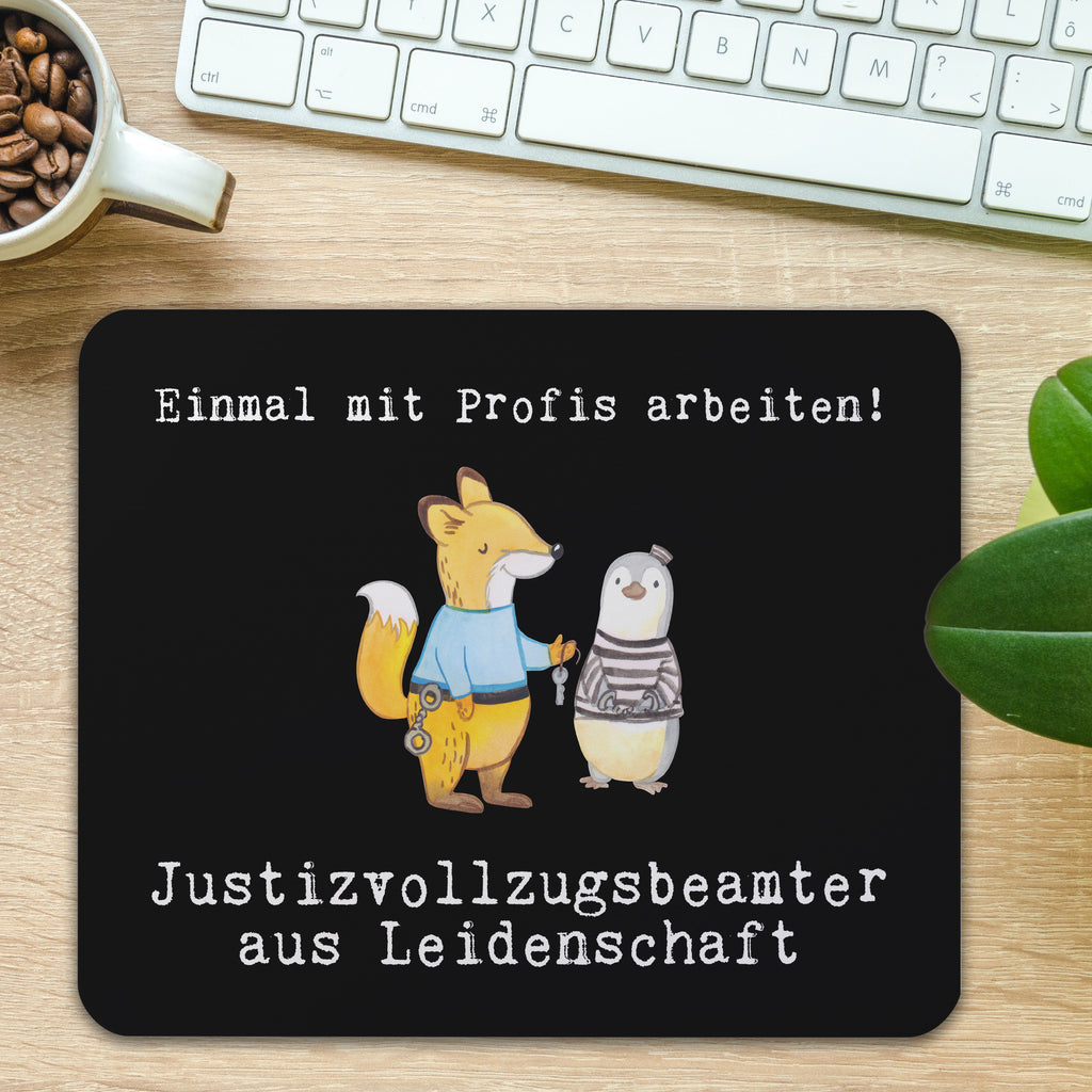Mauspad Justizvollzugsbeamter aus Leidenschaft Mousepad, Computer zubehör, Büroausstattung, PC Zubehör, Arbeitszimmer, Mauspad, Einzigartiges Mauspad, Designer Mauspad, Beruf, Ausbildung, Jubiläum, Abschied, Rente, Kollege, Kollegin, Geschenk, Schenken, Arbeitskollege, Mitarbeiter, Firma, Danke, Dankeschön, Gefängniswärter, Justizvollzugsbeamter