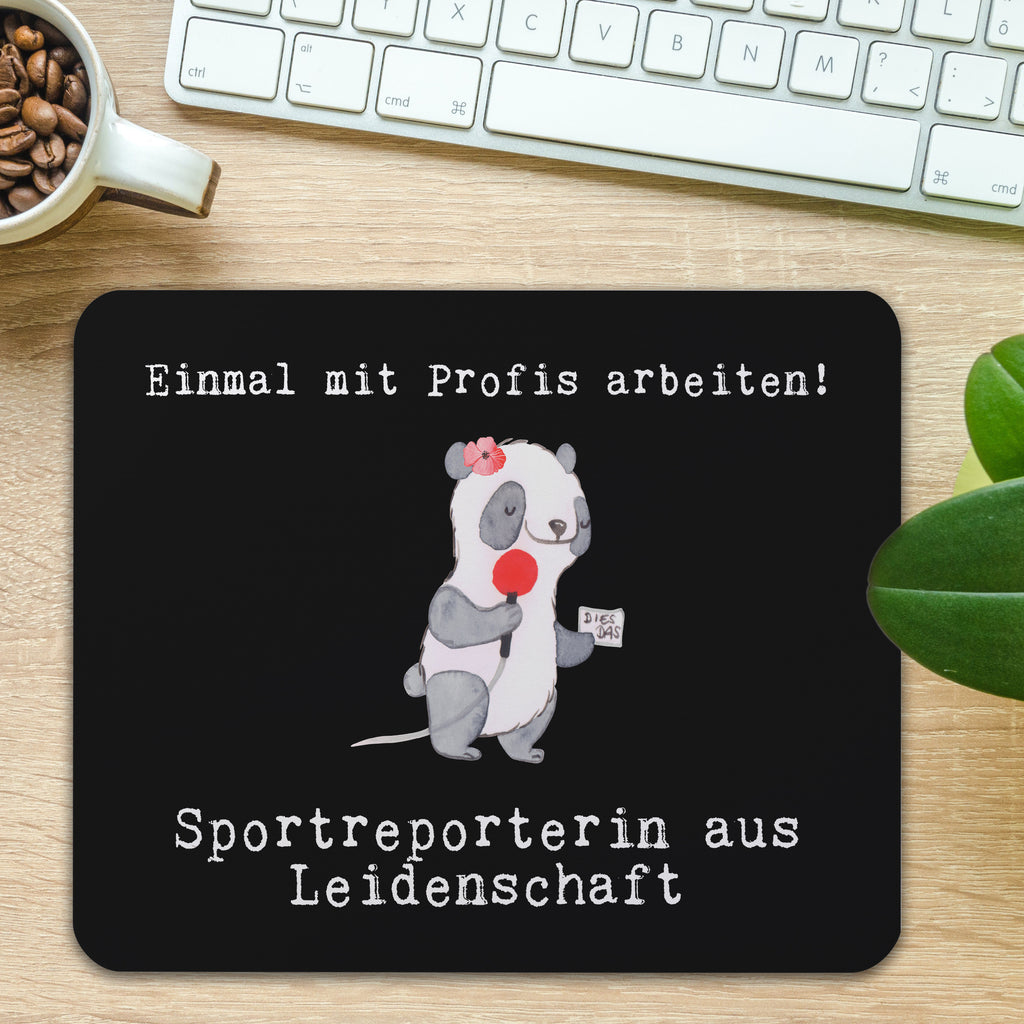 Mauspad Sportreporterin aus Leidenschaft Mousepad, Computer zubehör, Büroausstattung, PC Zubehör, Arbeitszimmer, Mauspad, Einzigartiges Mauspad, Designer Mauspad, Beruf, Ausbildung, Jubiläum, Abschied, Rente, Kollege, Kollegin, Geschenk, Schenken, Arbeitskollege, Mitarbeiter, Firma, Danke, Dankeschön