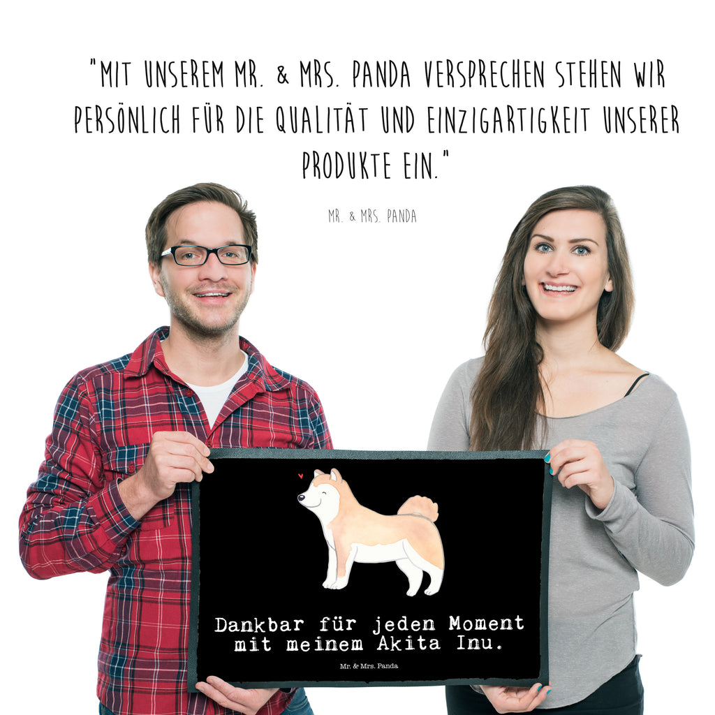 Fußmatte Akita Inu Moment Akita Ken, Japanischer Akita, Akita-Inu, Akita Inu Türvorleger, Schmutzmatte, Fußabtreter, Matte, Schmutzfänger, Fußabstreifer, Schmutzfangmatte, Türmatte, Motivfußmatte,  Haustürmatte, Vorleger  Hund, Hunderasse, Rassehund, Hundebesitzer, Geschenk, Tierfreund, Schenken, Welpe