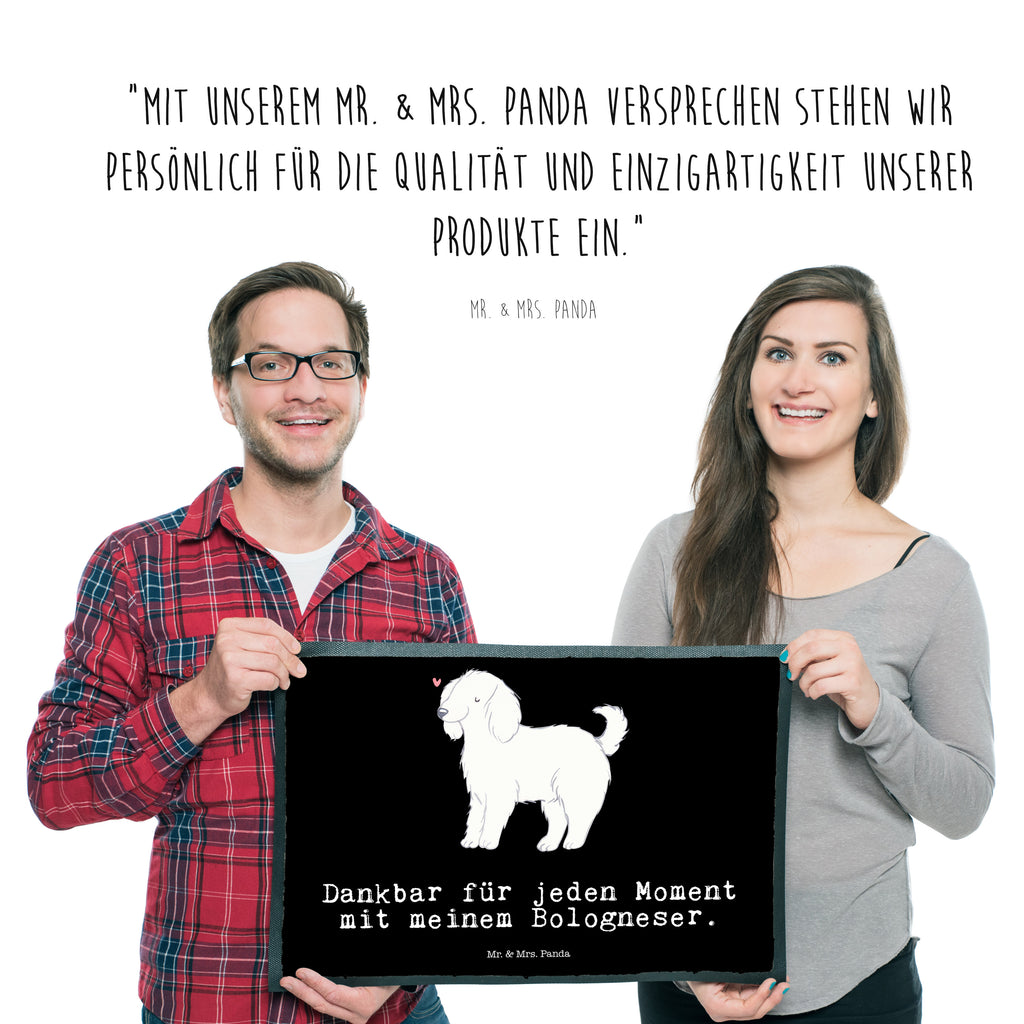 Fußmatte Bologneser Moment Türvorleger, Schmutzmatte, Fußabtreter, Matte, Schmutzfänger, Fußabstreifer, Schmutzfangmatte, Türmatte, Motivfußmatte, Haustürmatte, Vorleger, Hund, Hunderasse, Rassehund, Hundebesitzer, Geschenk, Tierfreund, Schenken, Welpe, Bologneser
