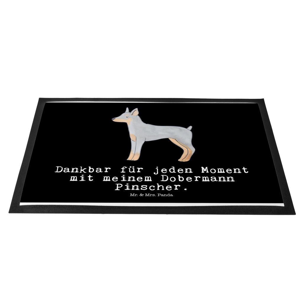 Fußmatte Dobermann Pinscher Moment Dobermann Pinscher Türvorleger, Schmutzmatte, Fußabtreter, Matte, Schmutzfänger, Fußabstreifer, Schmutzfangmatte, Türmatte, Motivfußmatte,  Haustürmatte, Vorleger  Hund, Hunderasse, Rassehund, Hundebesitzer, Geschenk, Tierfreund, Schenken, Welpe