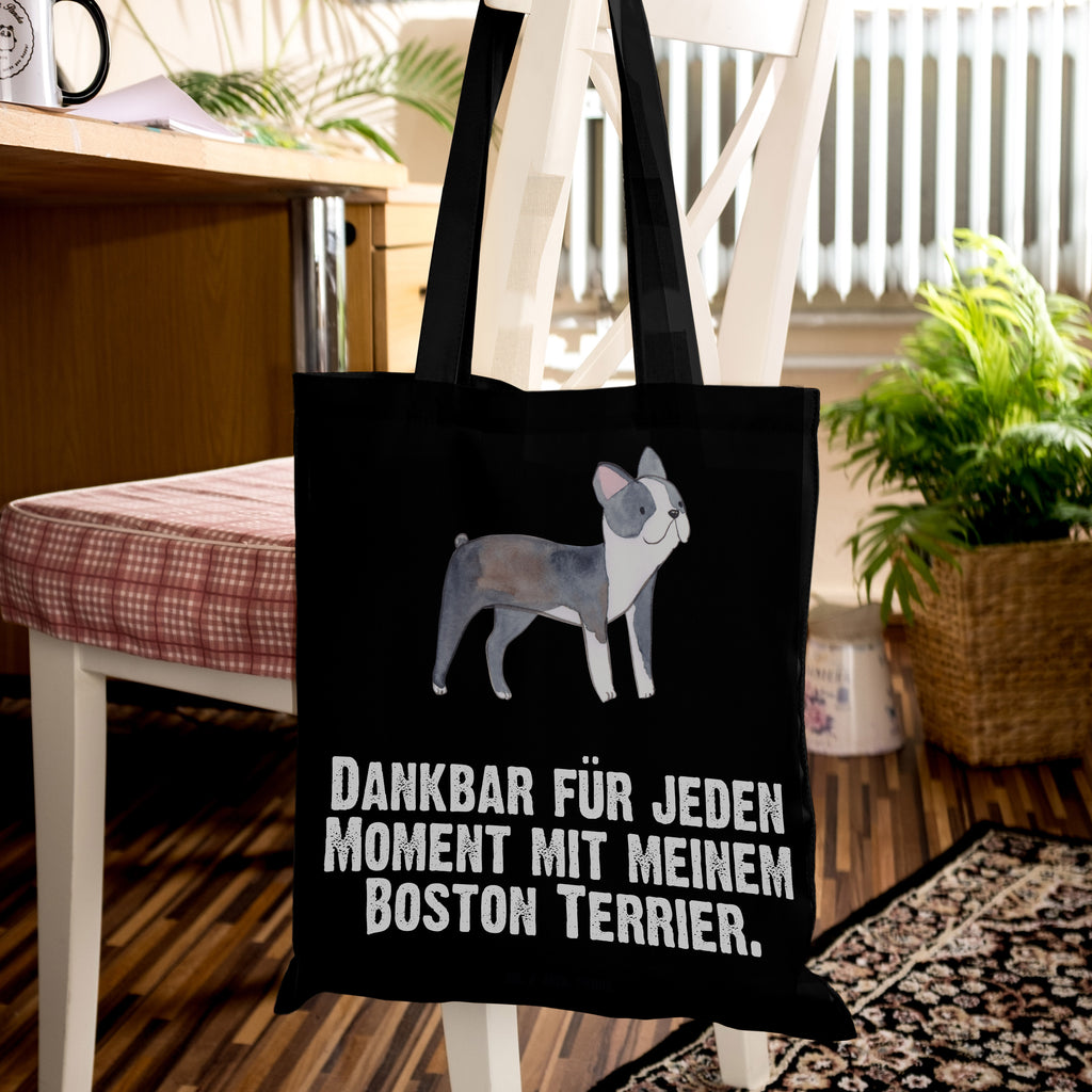 Tragetasche Boston Terrier Moment Beuteltasche, Beutel, Einkaufstasche, Jutebeutel, Stoffbeutel, Hund, Hunderasse, Rassehund, Hundebesitzer, Geschenk, Tierfreund, Schenken, Welpe, Boston Terrier